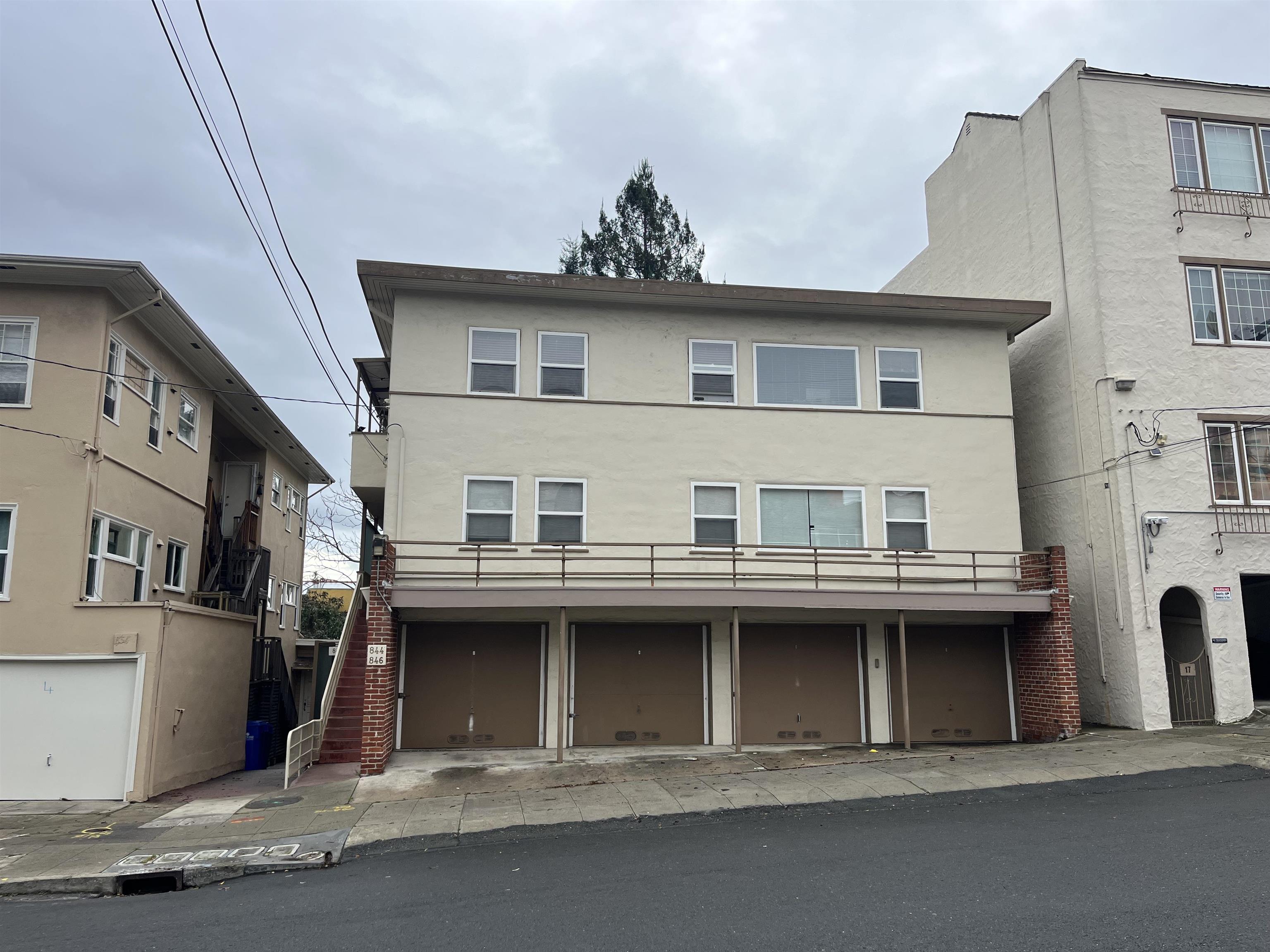 Detail Gallery Image 8 of 8 For 844 York St a,  Oakland,  CA 94610 - 1 Beds | 1 Baths