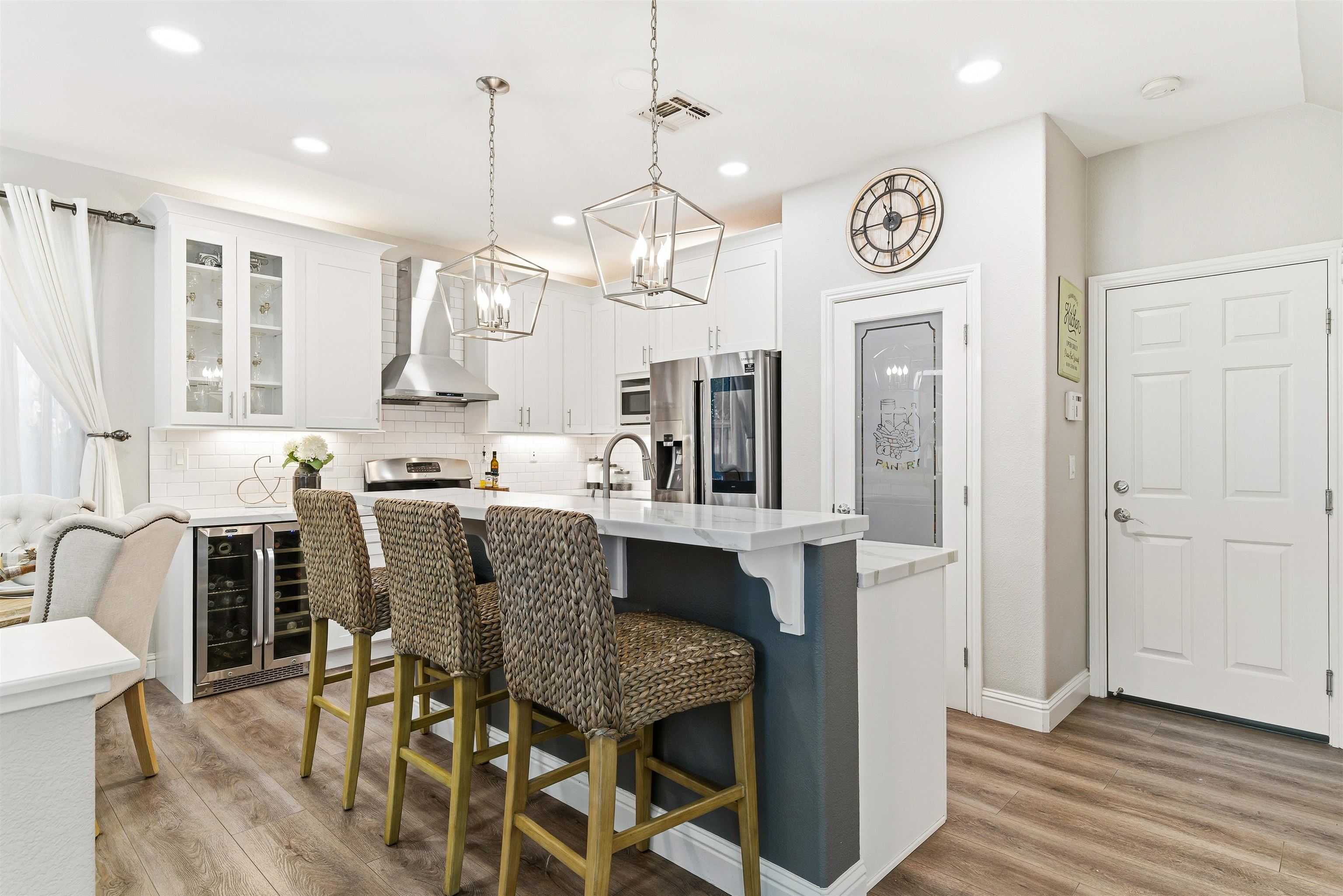 Detail Gallery Image 5 of 24 For 185 S Aldea St, Mountain House,  CA 95391 - 3 Beds | 2/1 Baths