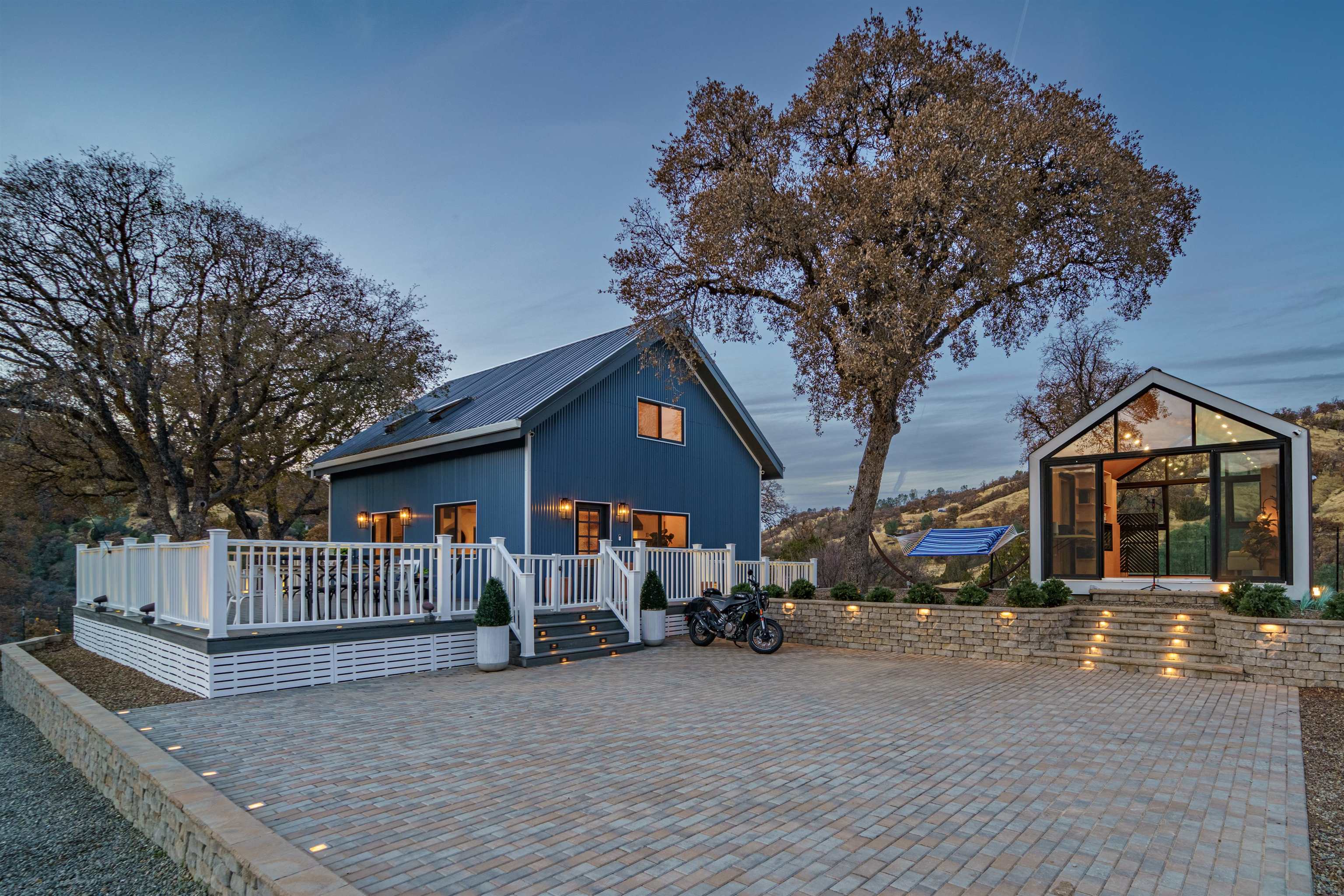 Detail Gallery Image 3 of 56 For 21000 Mines Rd., Livermore,  CA 94550 - 1 Beds | 2 Baths