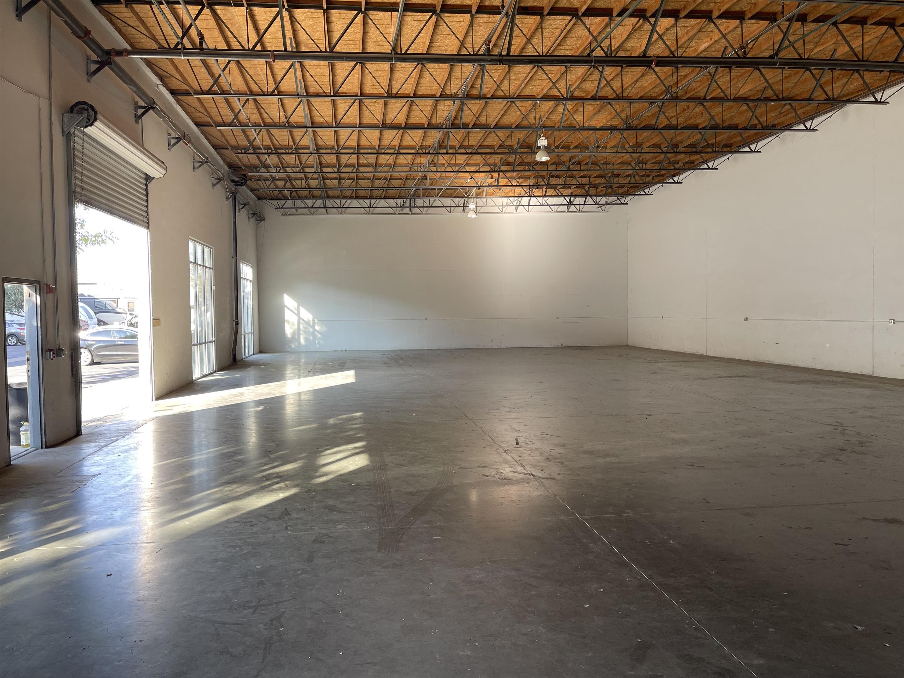 Front Image Thumbnail for BE41120123