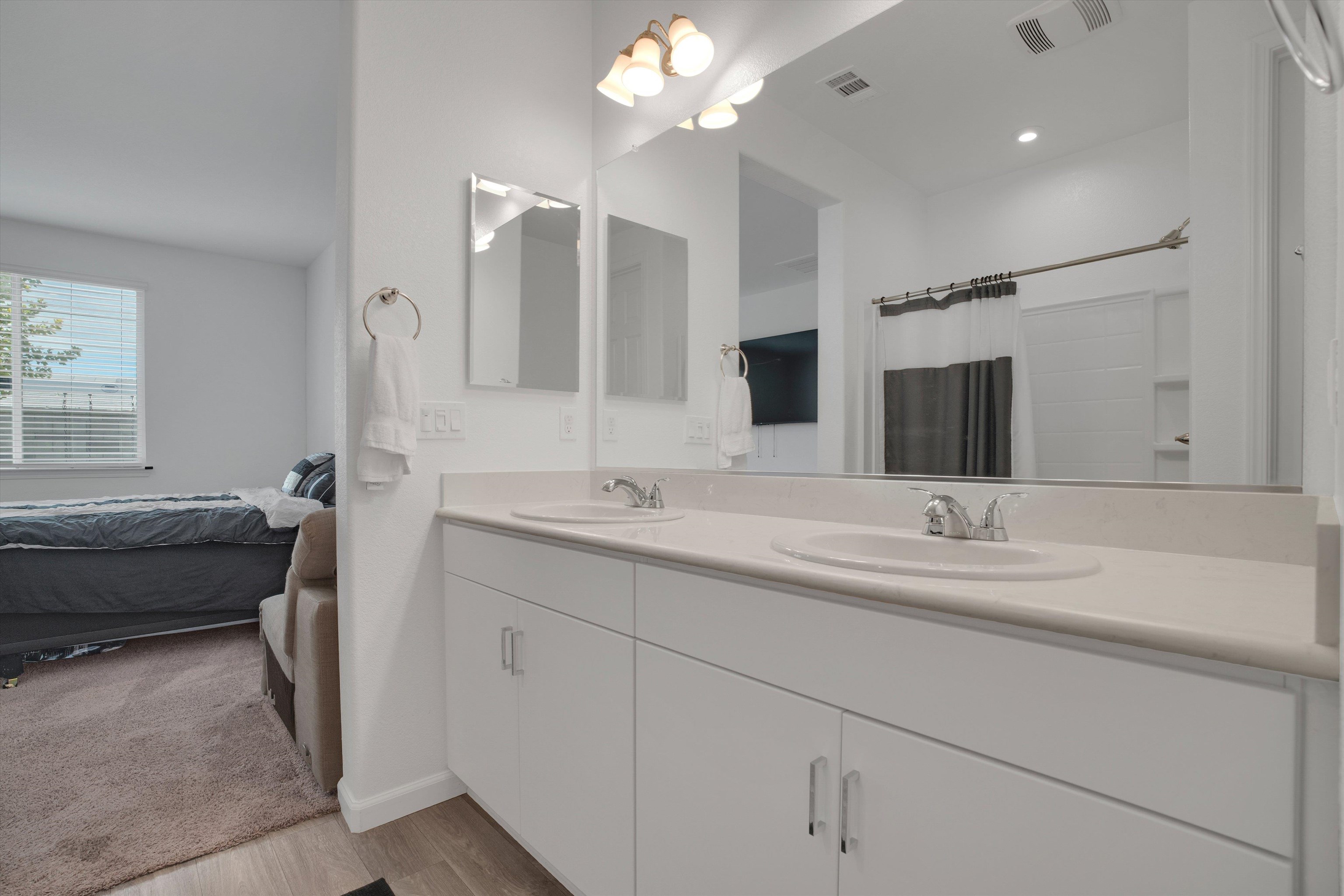 Detail Gallery Image 26 of 39 For 15455 Folktale Way, Lathrop,  CA 95330 - 3 Beds | 2 Baths