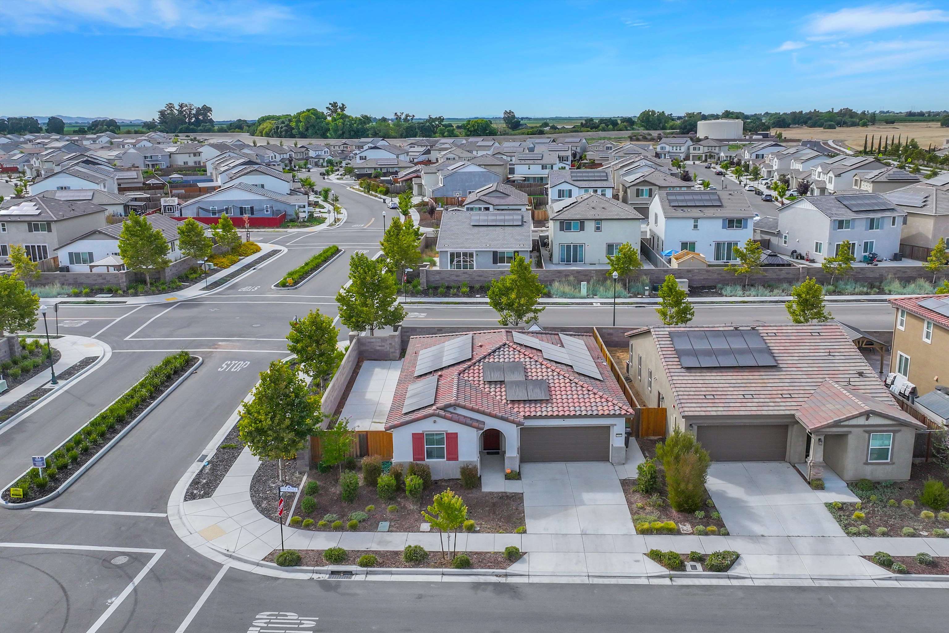 Detail Gallery Image 32 of 39 For 15455 Folktale Way, Lathrop,  CA 95330 - 3 Beds | 2 Baths