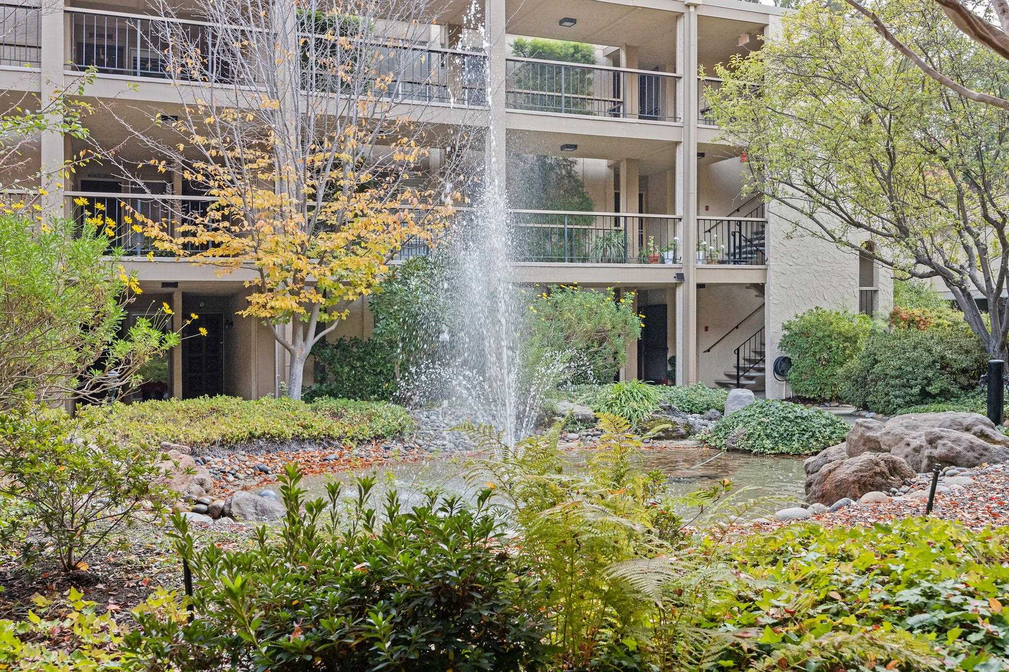 Detail Gallery Image 36 of 42 For 1129 Avenida Sevilla 5b,  Walnut Creek,  CA 94595 - 2 Beds | 2 Baths