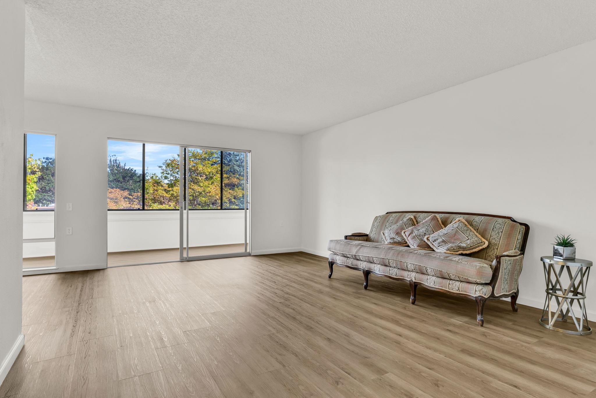 Detail Gallery Image 12 of 49 For 1108 Fairlawn Ct. #6,  Walnut Creek,  CA 94595-2804 - 2 Beds | 1 Baths