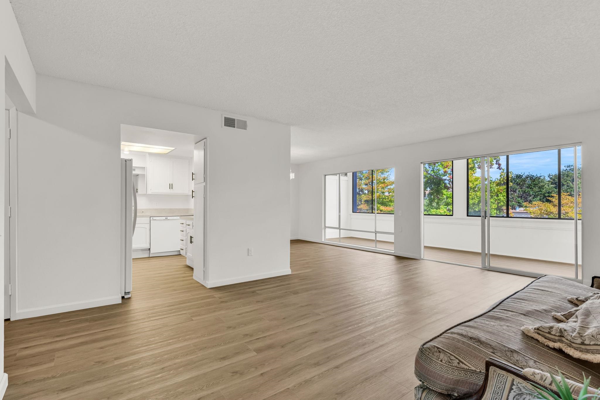 Detail Gallery Image 13 of 49 For 1108 Fairlawn Ct. #6,  Walnut Creek,  CA 94595-2804 - 2 Beds | 1 Baths