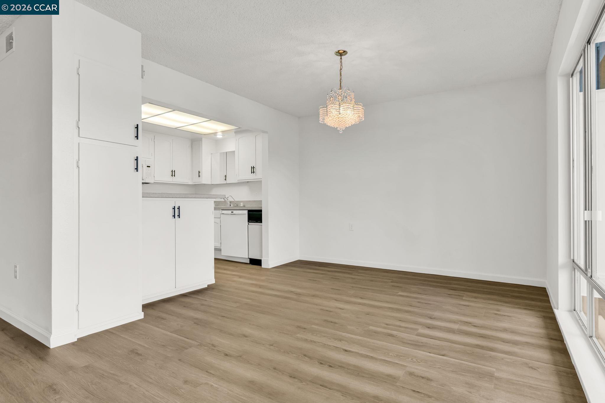 Photo #26: 41120142 Listing: Photo #26