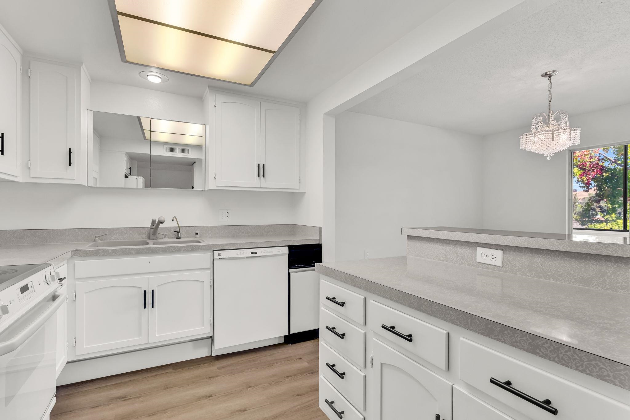 Detail Gallery Image 28 of 49 For 1108 Fairlawn Ct. #6,  Walnut Creek,  CA 94595-2804 - 2 Beds | 1 Baths