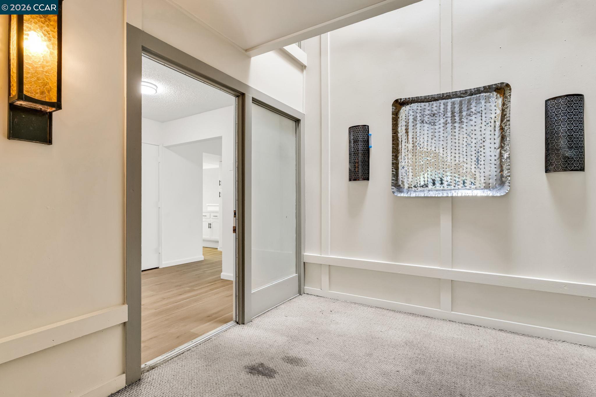 Photo #4: 41120142 Listing: Photo #4