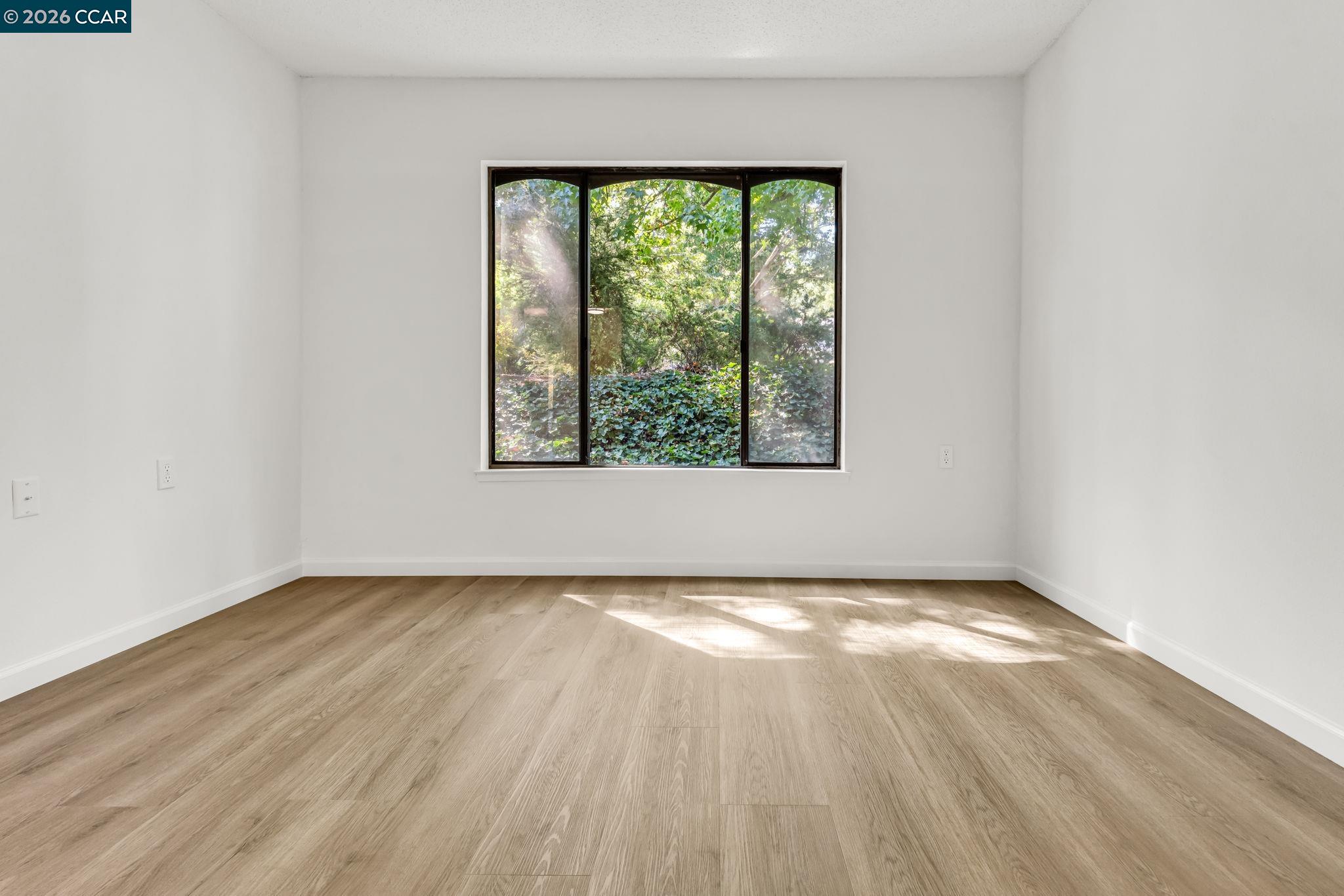 Photo #34: 41120142 Listing: Photo #34