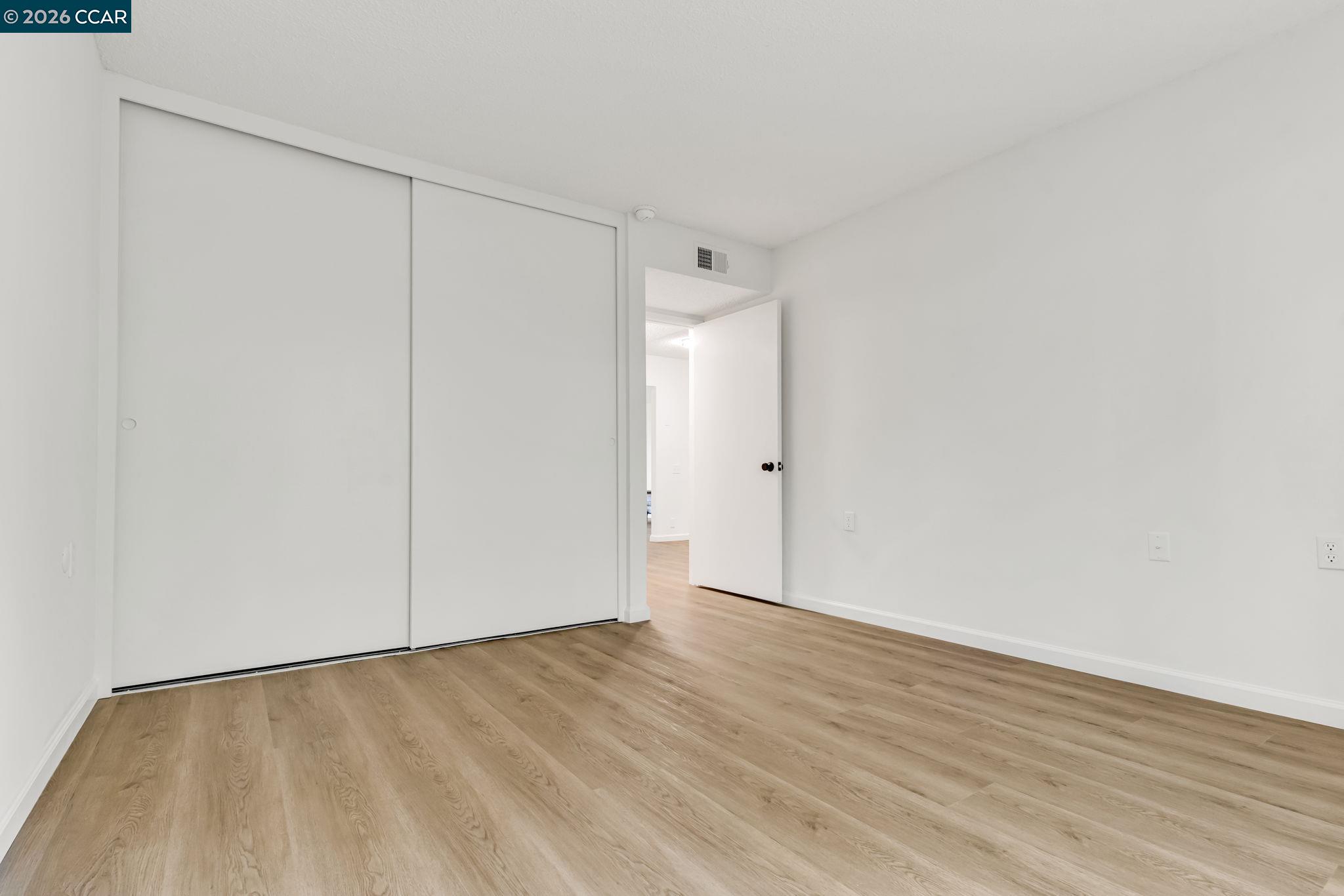 Photo #37: 41120142 Listing: Photo #37