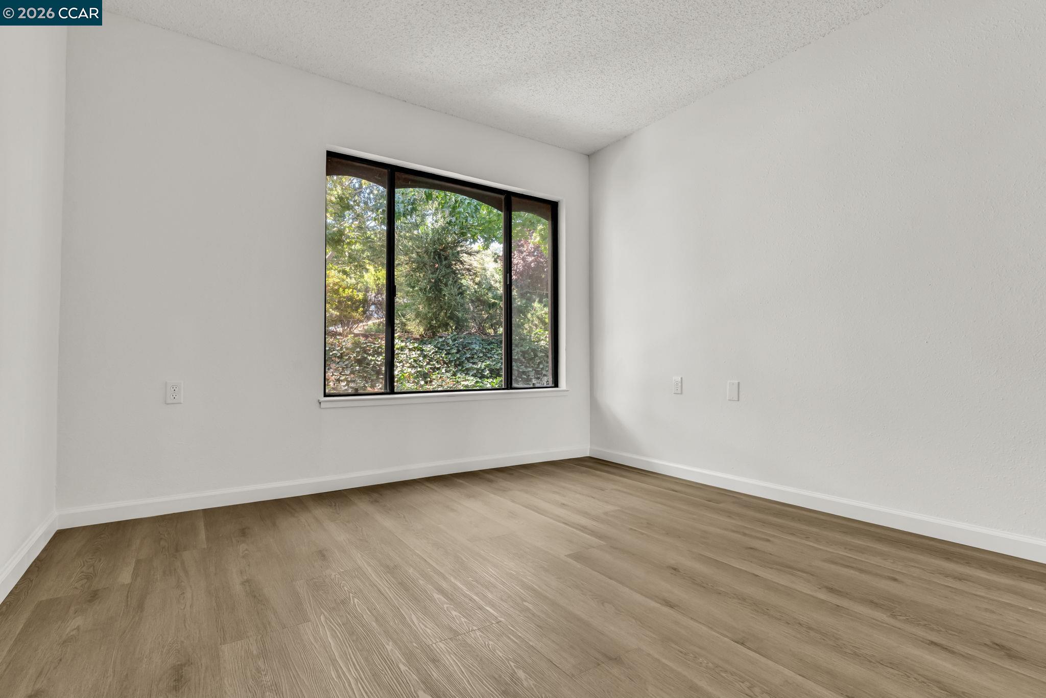 Photo #39: 41120142 Listing: Photo #39