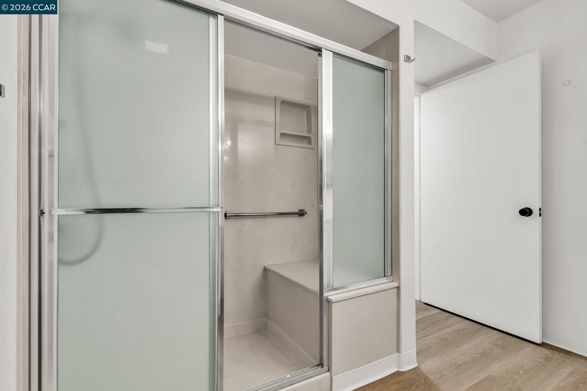 Photo #43: 41120142 Listing: Photo #43