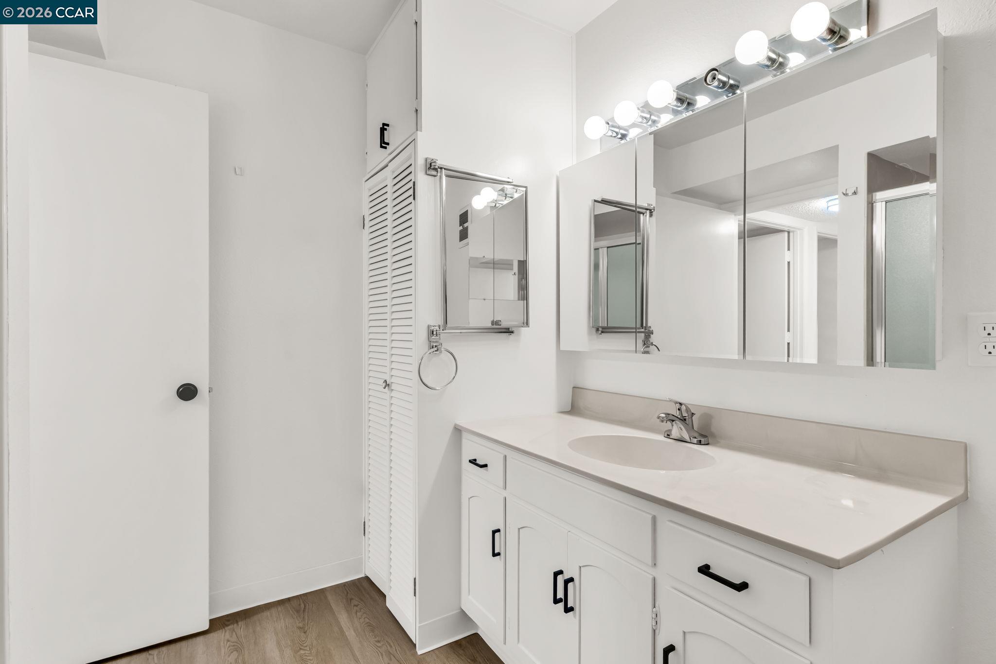 Photo #46: 41120142 Listing: Photo #46