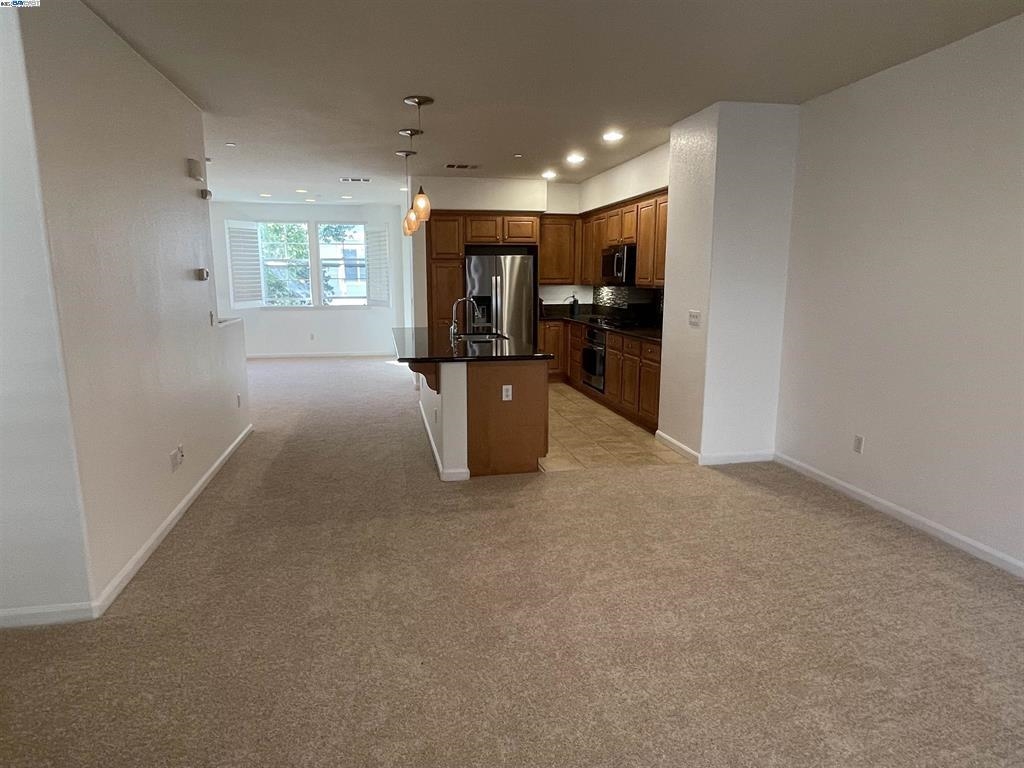 Detail Gallery Image 14 of 26 For 1503 Jetty Dr, Richmond,  CA 94804 - 3 Beds | 3/1 Baths