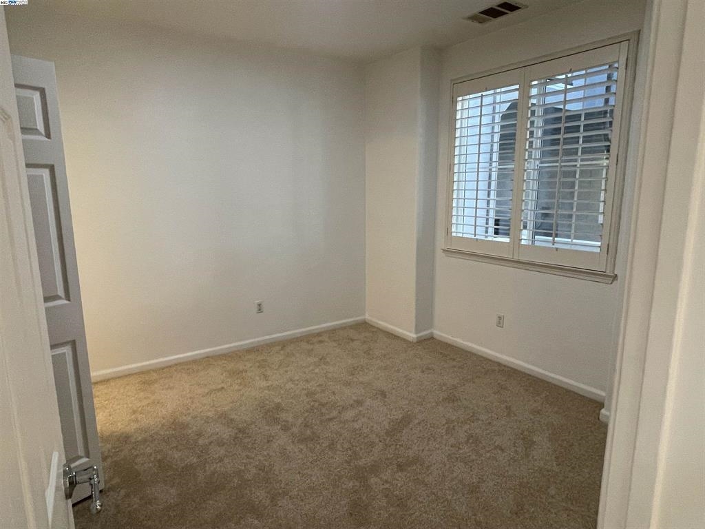 Detail Gallery Image 22 of 26 For 1503 Jetty Dr, Richmond,  CA 94804 - 3 Beds | 3/1 Baths