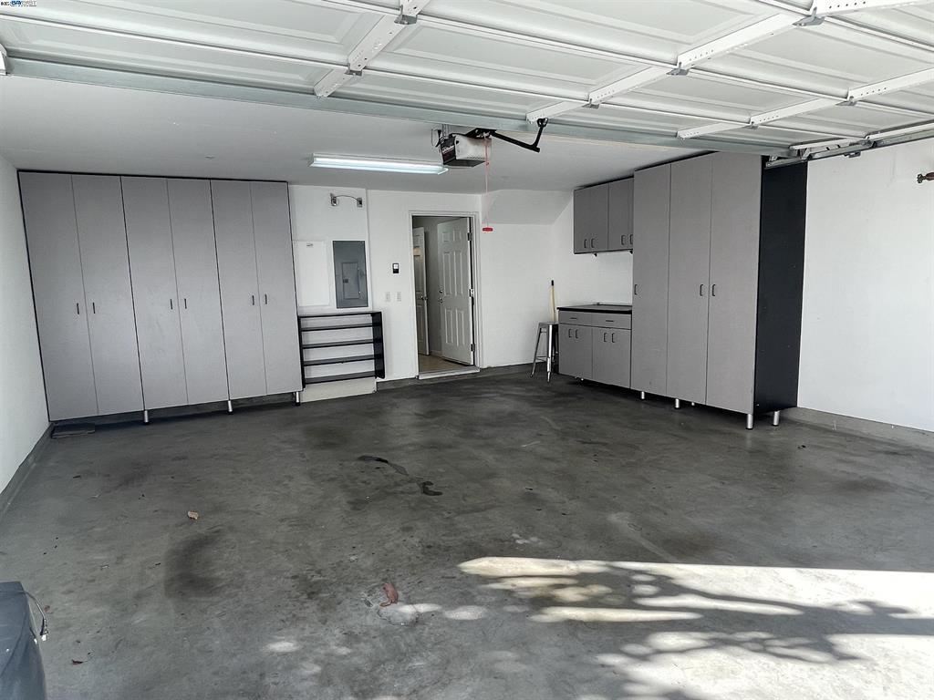 Detail Gallery Image 25 of 26 For 1503 Jetty Dr, Richmond,  CA 94804 - 3 Beds | 3/1 Baths