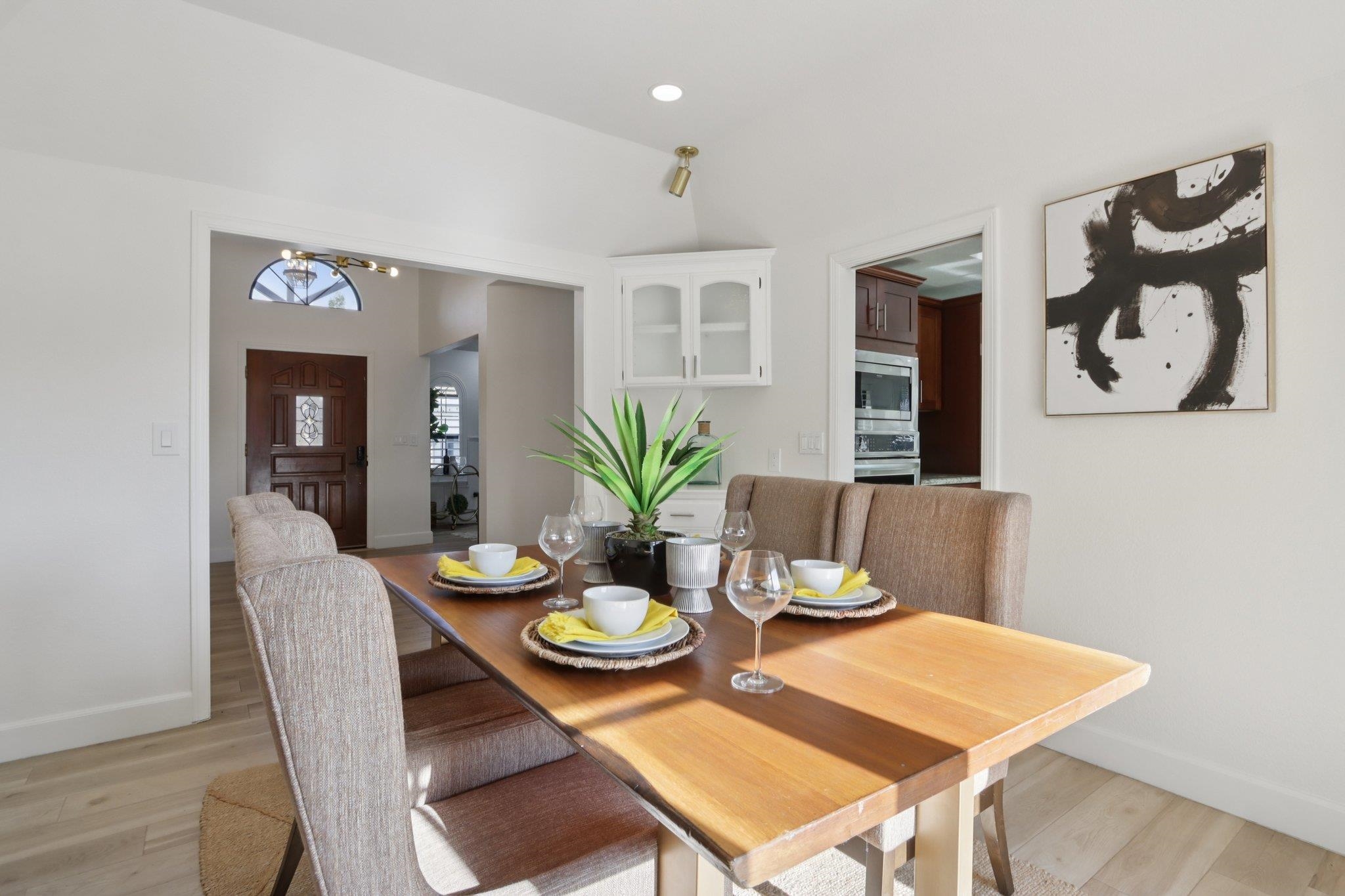 Detail Gallery Image 11 of 60 For 549 Regulus Rd, Livermore,  CA 94550 - 4 Beds | 3 Baths