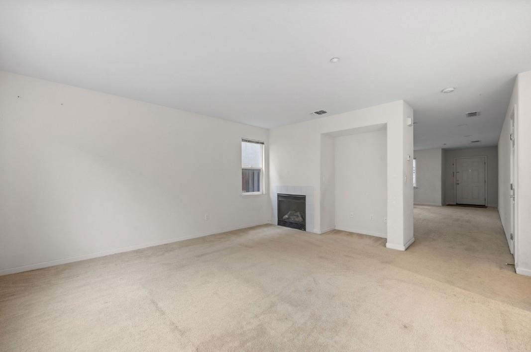 Detail Gallery Image 12 of 39 For 174 Lucy Lane, Richmond,  CA 94801 - 4 Beds | 3 Baths