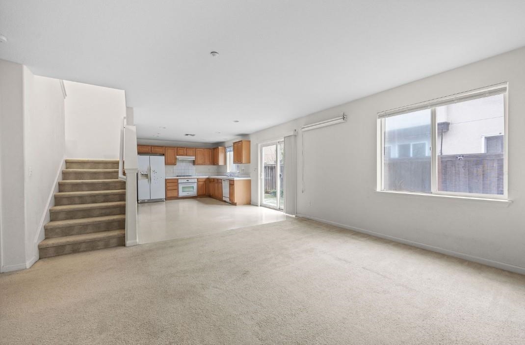 Detail Gallery Image 15 of 39 For 174 Lucy Lane, Richmond,  CA 94801 - 4 Beds | 3 Baths