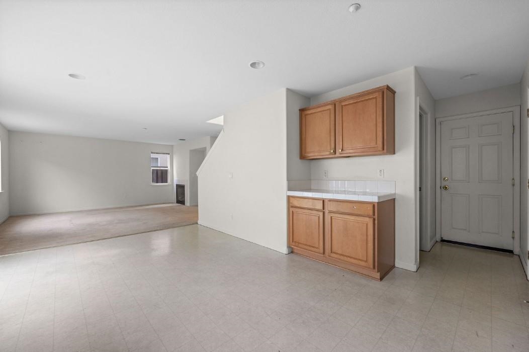 Detail Gallery Image 20 of 39 For 174 Lucy Lane, Richmond,  CA 94801 - 4 Beds | 3 Baths