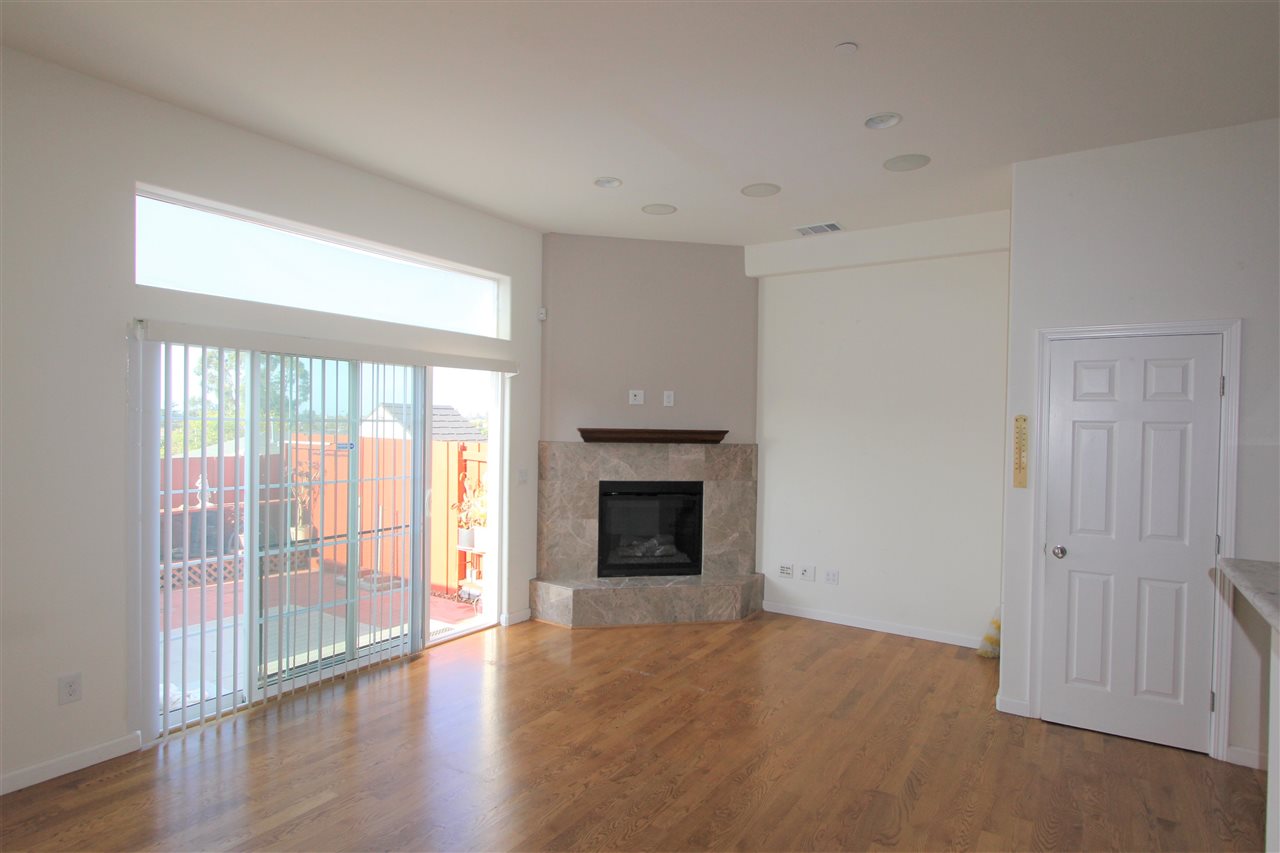 Detail Gallery Image 4 of 18 For 15667 Liberty St, San Leandro,  CA 94578 - 3 Beds | 2/1 Baths