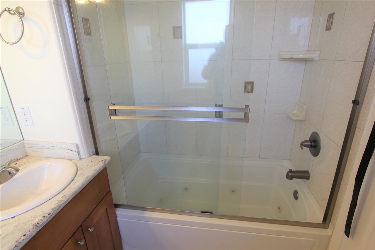 Detail Gallery Image 9 of 18 For 15667 Liberty St, San Leandro,  CA 94578 - 3 Beds | 2/1 Baths