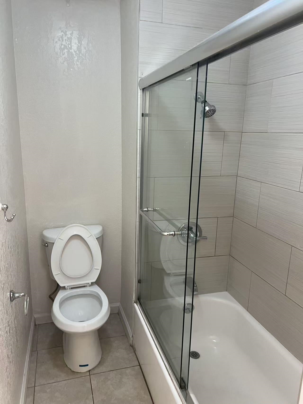 Detail Gallery Image 7 of 13 For 1391 Monument Blvd #5,  Concord,  CA 94520 - 2 Beds | 1/1 Baths