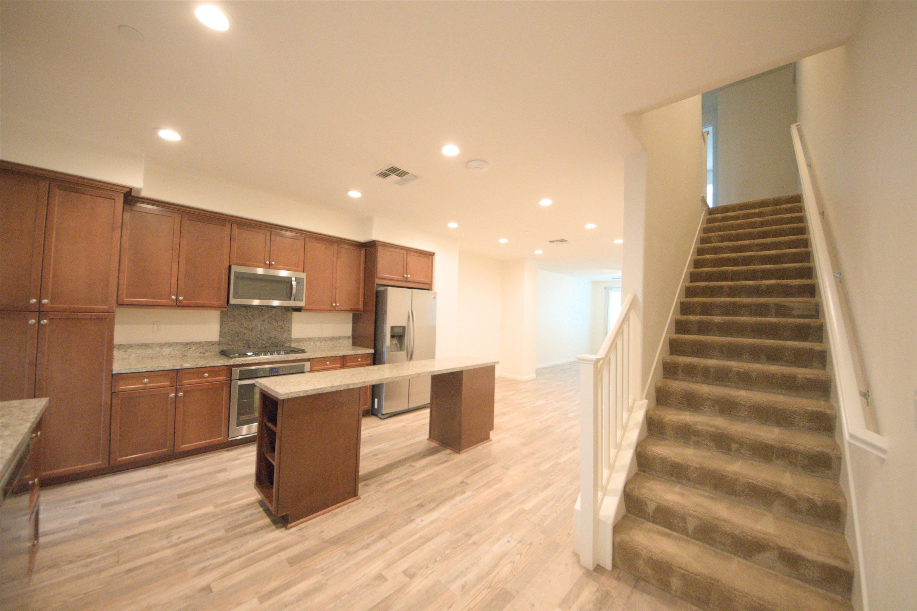 Detail Gallery Image 25 of 48 For 5590 El Dorado Ln, Dublin,  CA 94568 - 3 Beds | 3/1 Baths