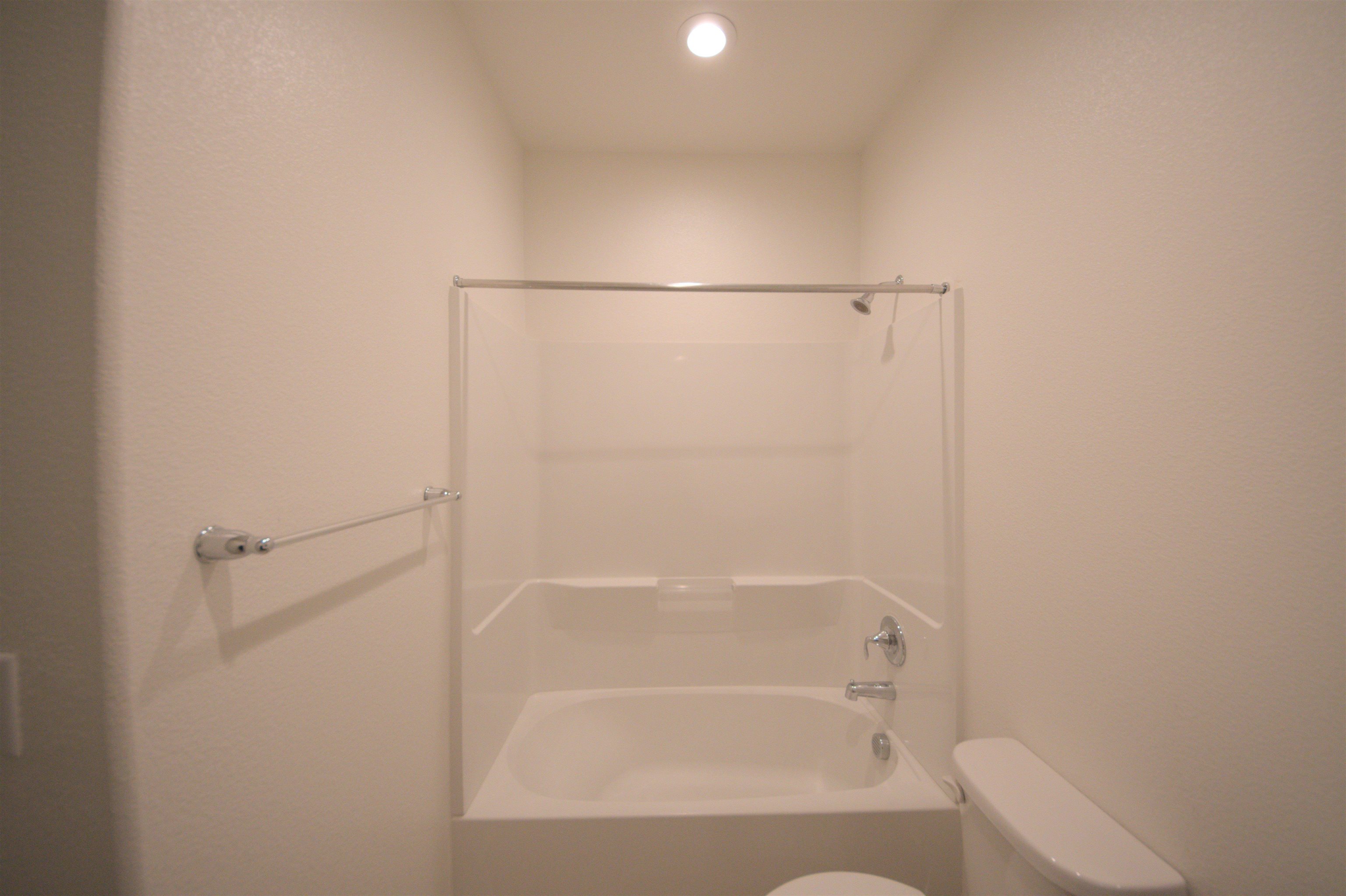 Detail Gallery Image 10 of 48 For 5590 El Dorado Ln, Dublin,  CA 94568 - 3 Beds | 3/1 Baths