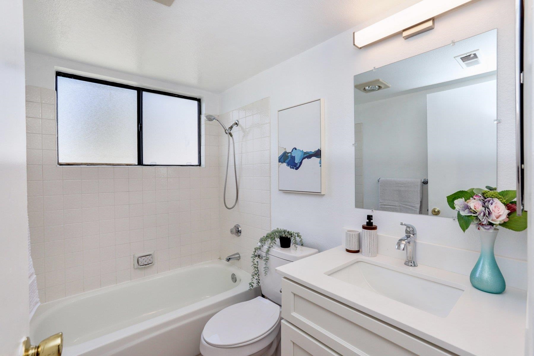 Photo #12: 41120157 Listing: Photo #12