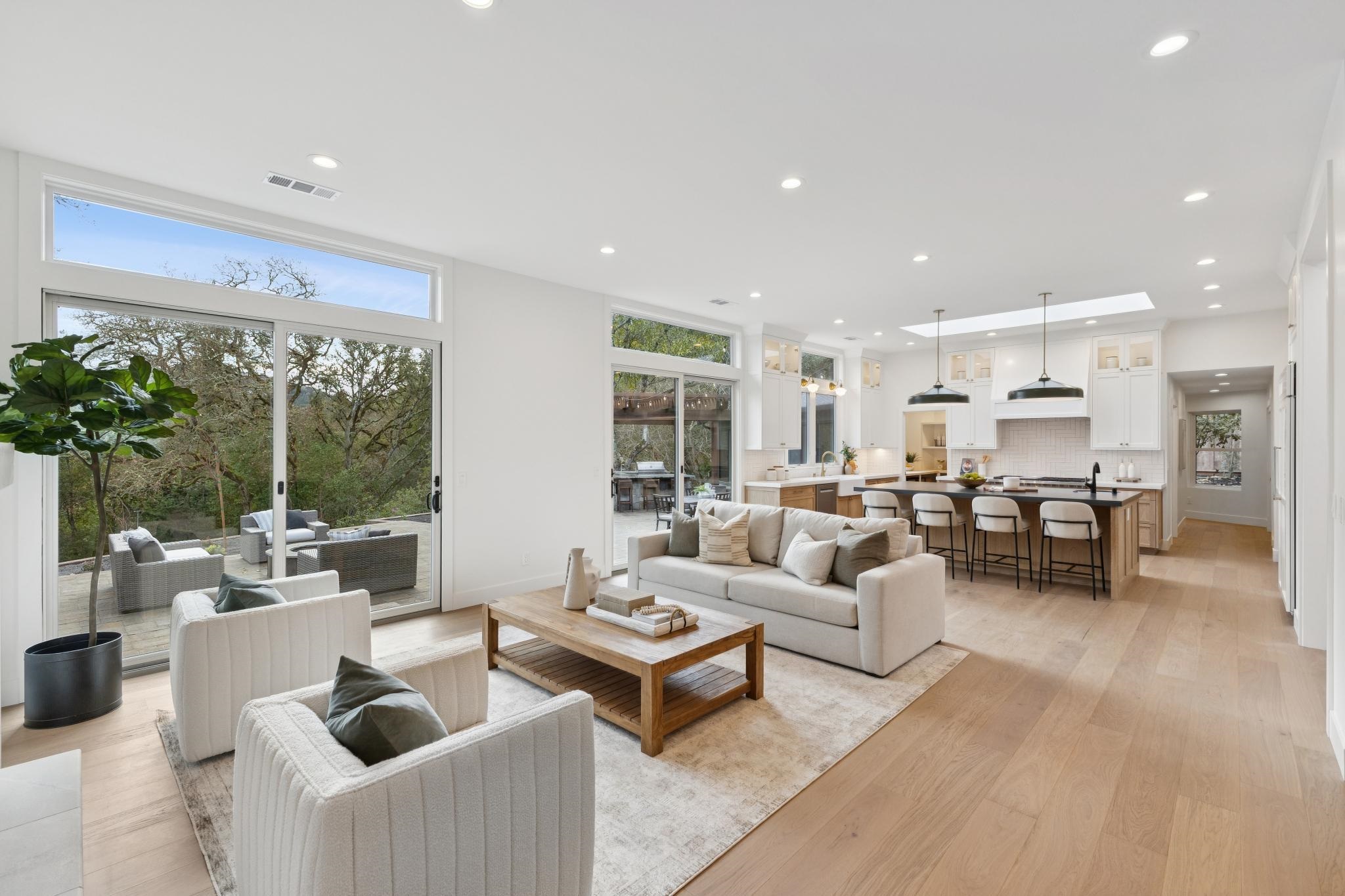 Detail Gallery Image 19 of 56 For 25 Snowberry Lane, Orinda,  CA 94563 - 5 Beds | 5/2 Baths