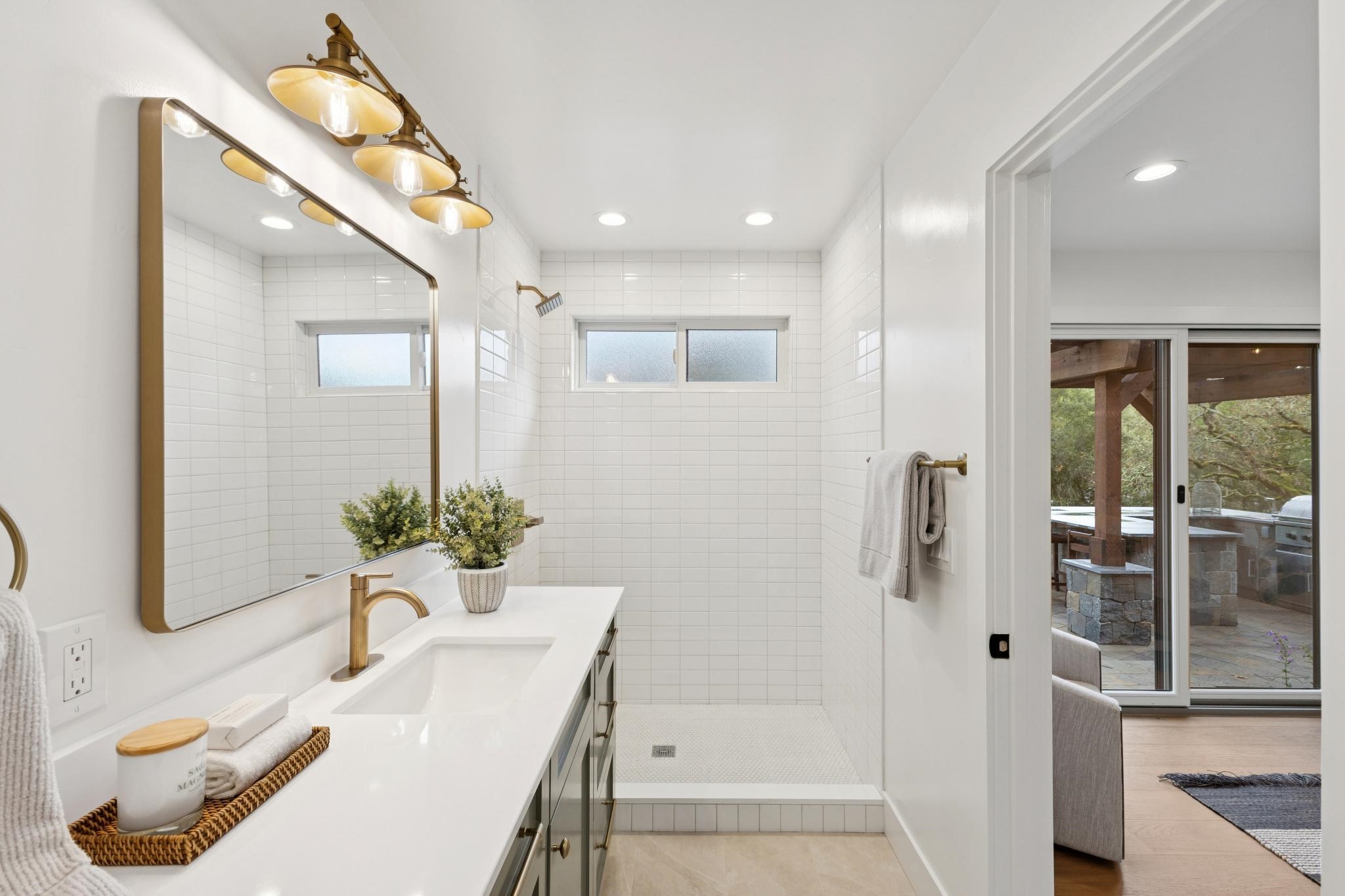 Detail Gallery Image 41 of 56 For 25 Snowberry Lane, Orinda,  CA 94563 - 5 Beds | 5/2 Baths