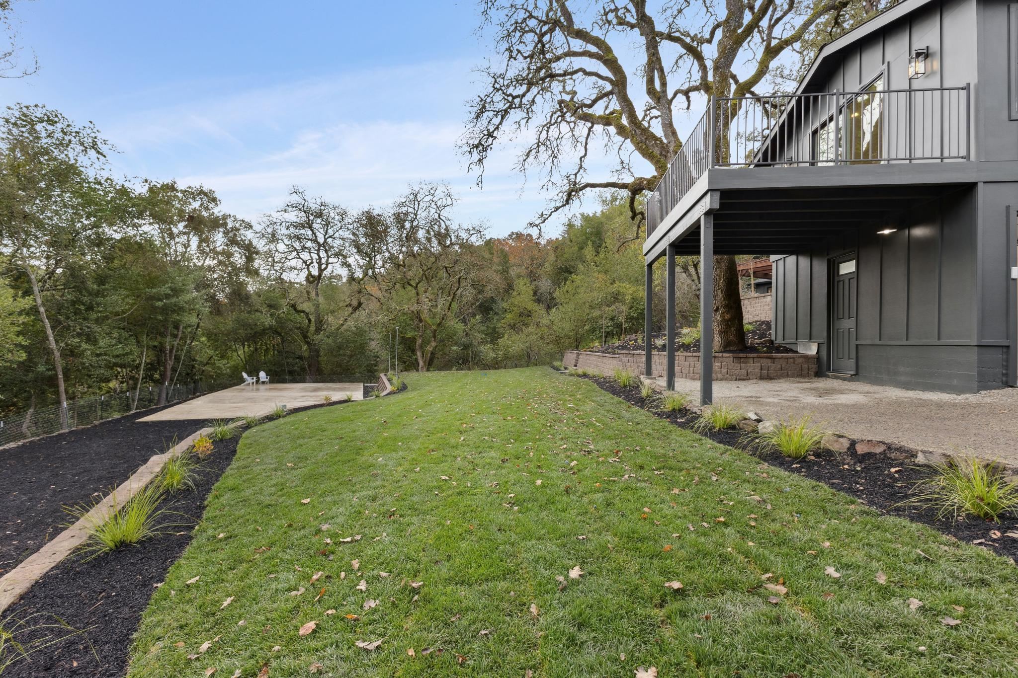 Detail Gallery Image 47 of 56 For 25 Snowberry Lane, Orinda,  CA 94563 - 5 Beds | 5/2 Baths