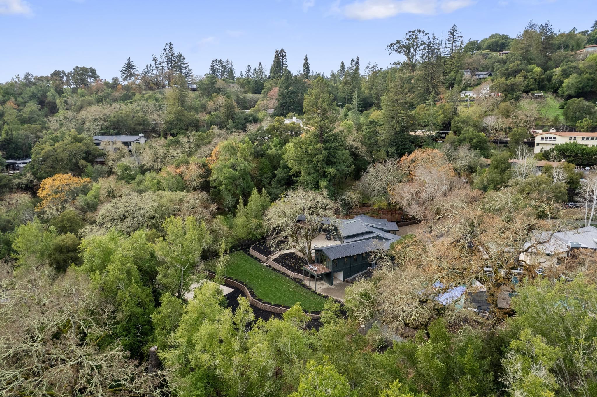 Detail Gallery Image 50 of 56 For 25 Snowberry Lane, Orinda,  CA 94563 - 5 Beds | 5/2 Baths