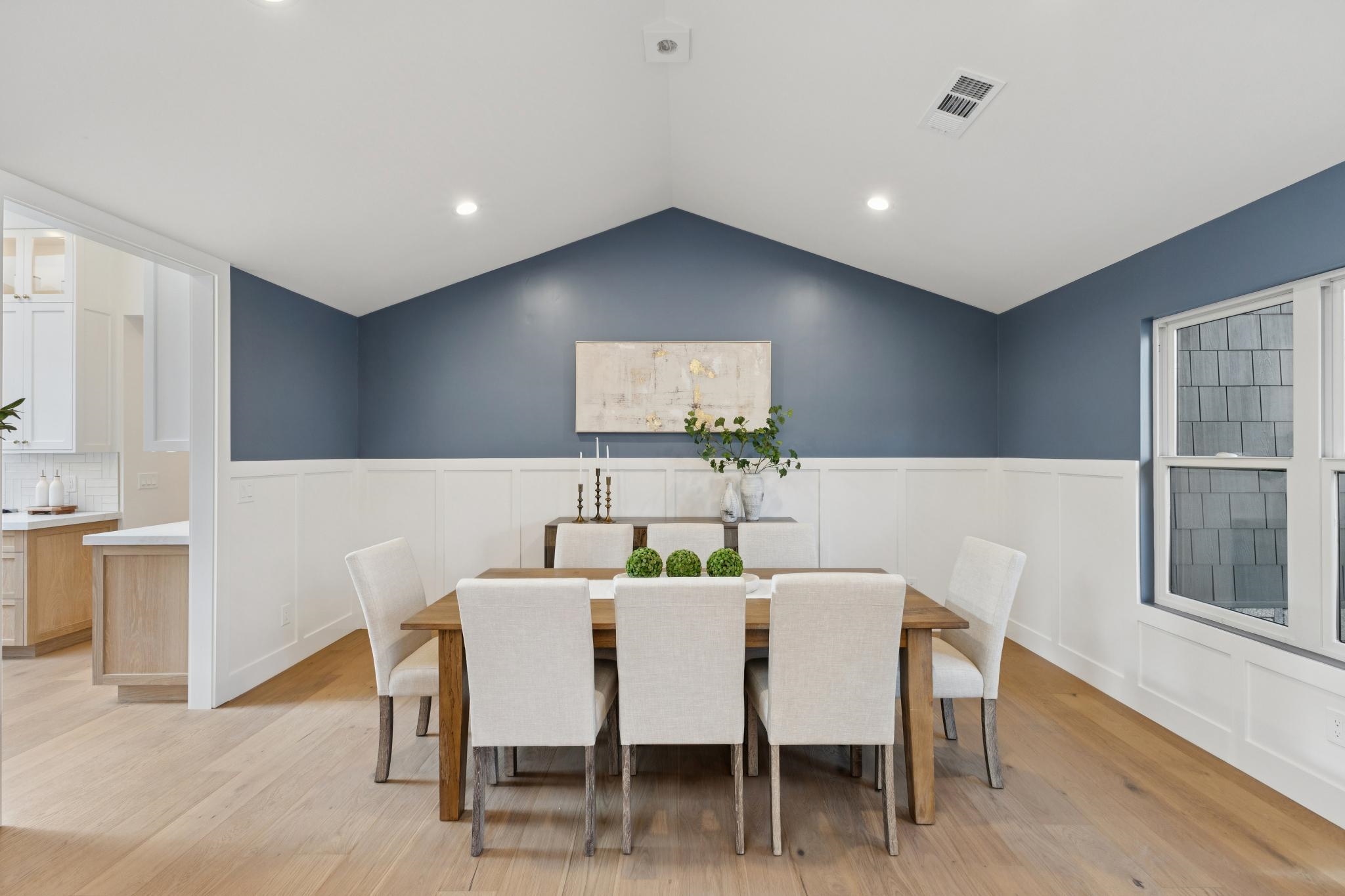 Detail Gallery Image 7 of 56 For 25 Snowberry Lane, Orinda,  CA 94563 - 5 Beds | 5/2 Baths