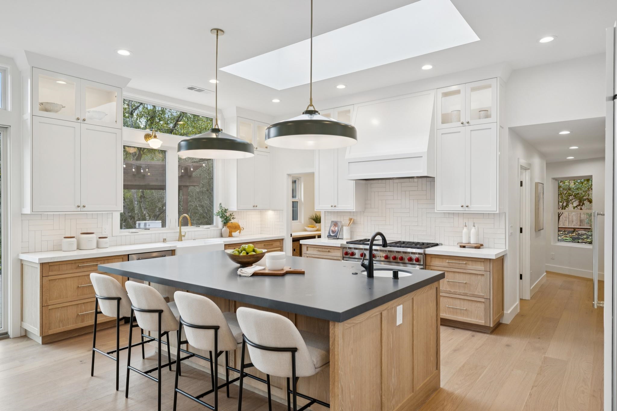 Detail Gallery Image 8 of 56 For 25 Snowberry Lane, Orinda,  CA 94563 - 5 Beds | 5/2 Baths