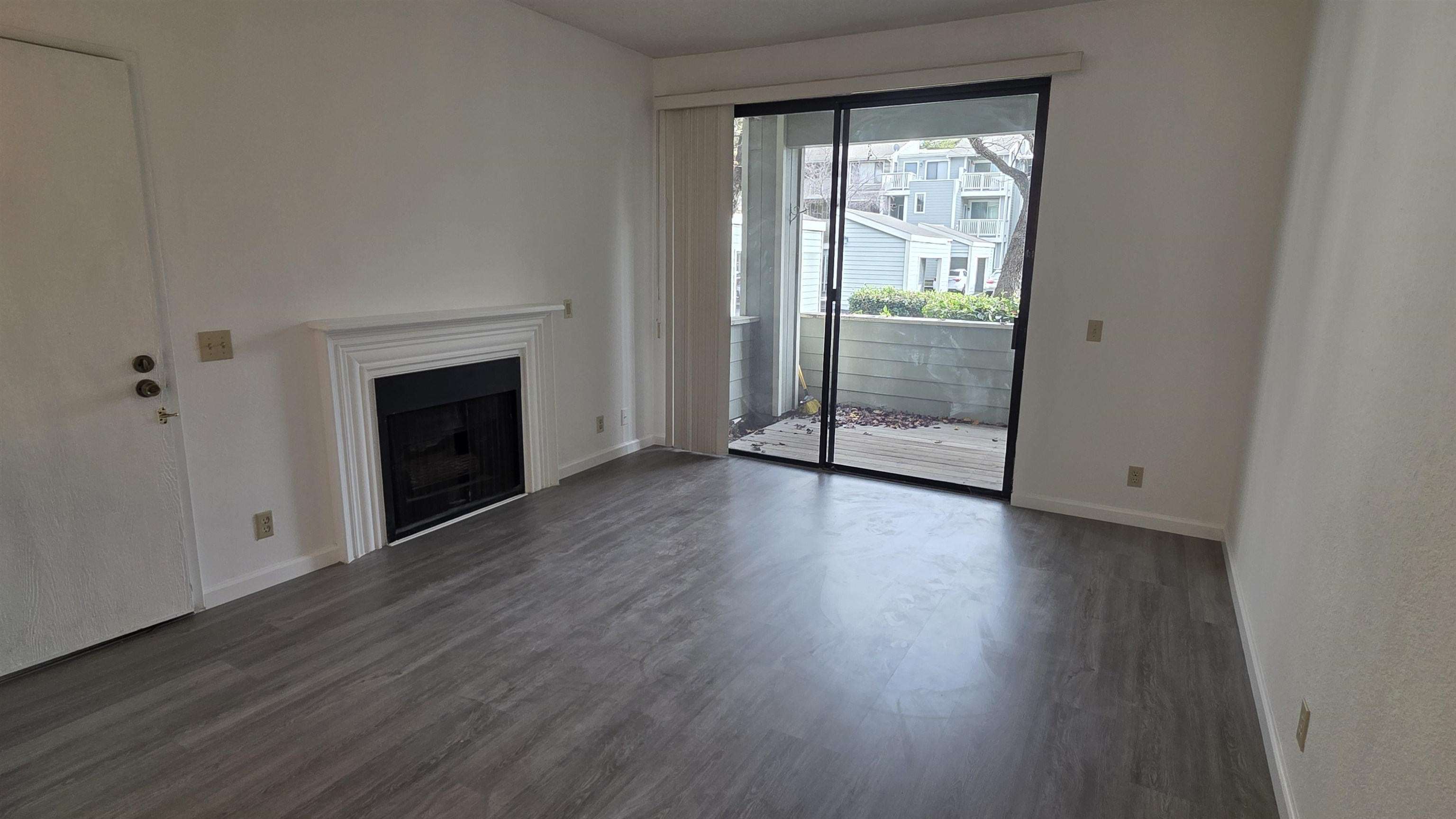 Photo #3: 41120160 Listing: Photo #3