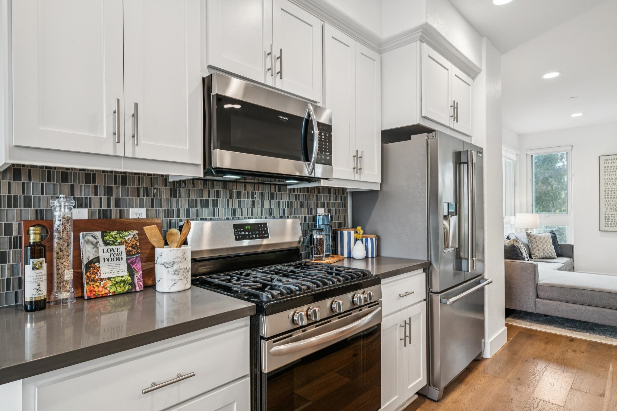 Detail Gallery Image 17 of 37 For 1440 Mast Cove Way, Richmond,  CA 94804 - 2 Beds | 2/1 Baths