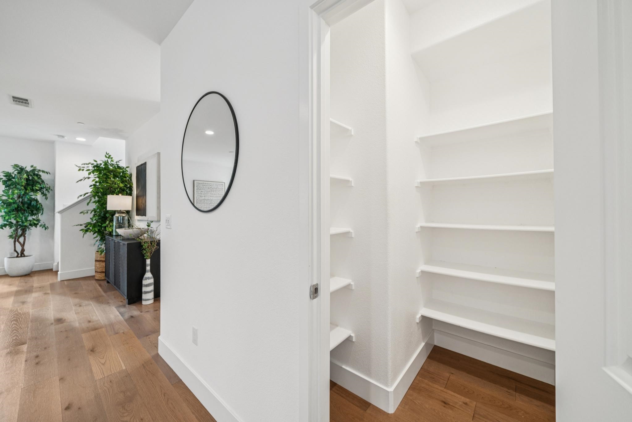 Detail Gallery Image 19 of 37 For 1440 Mast Cove Way, Richmond,  CA 94804 - 2 Beds | 2/1 Baths