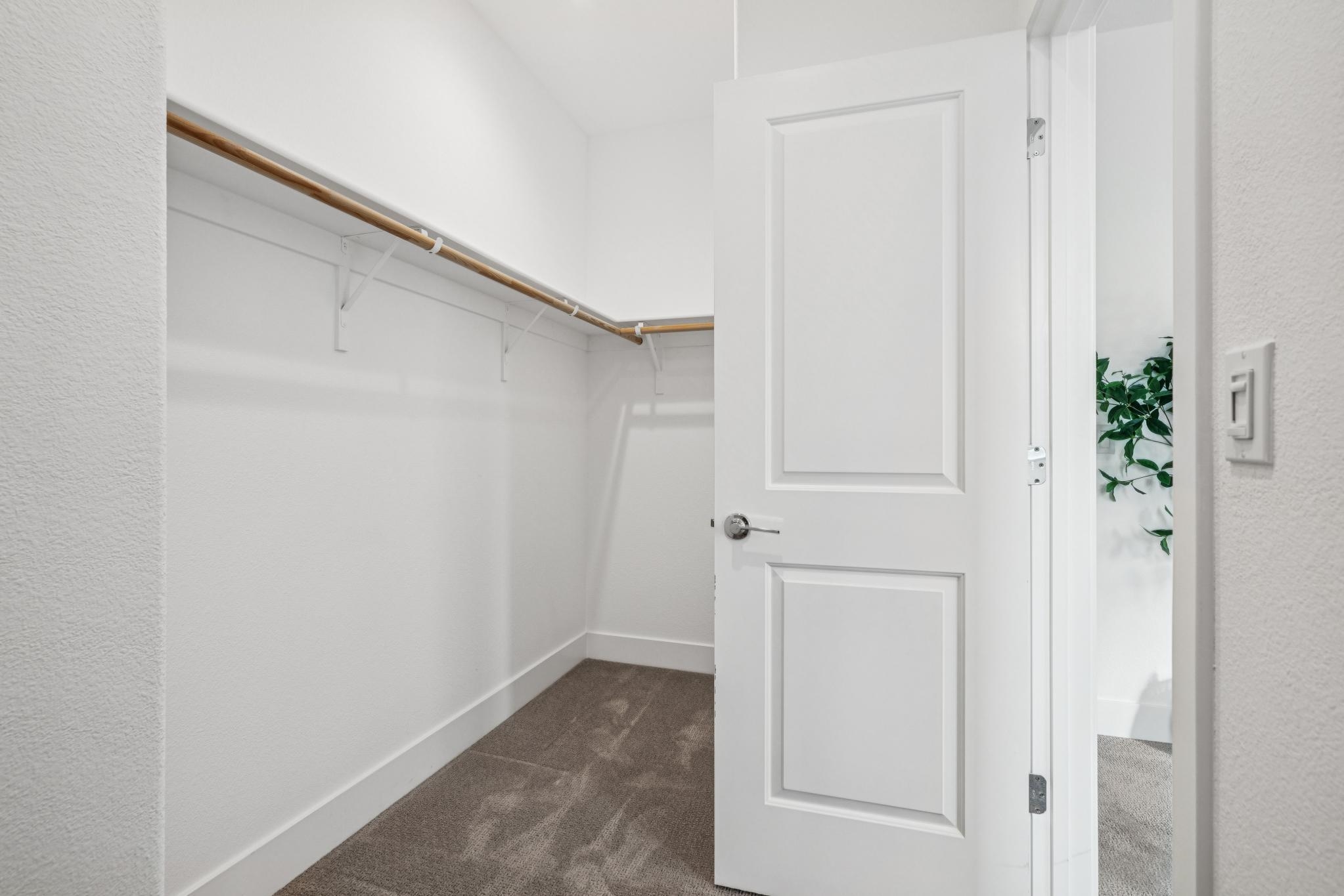 Detail Gallery Image 33 of 37 For 1440 Mast Cove Way, Richmond,  CA 94804 - 2 Beds | 2/1 Baths