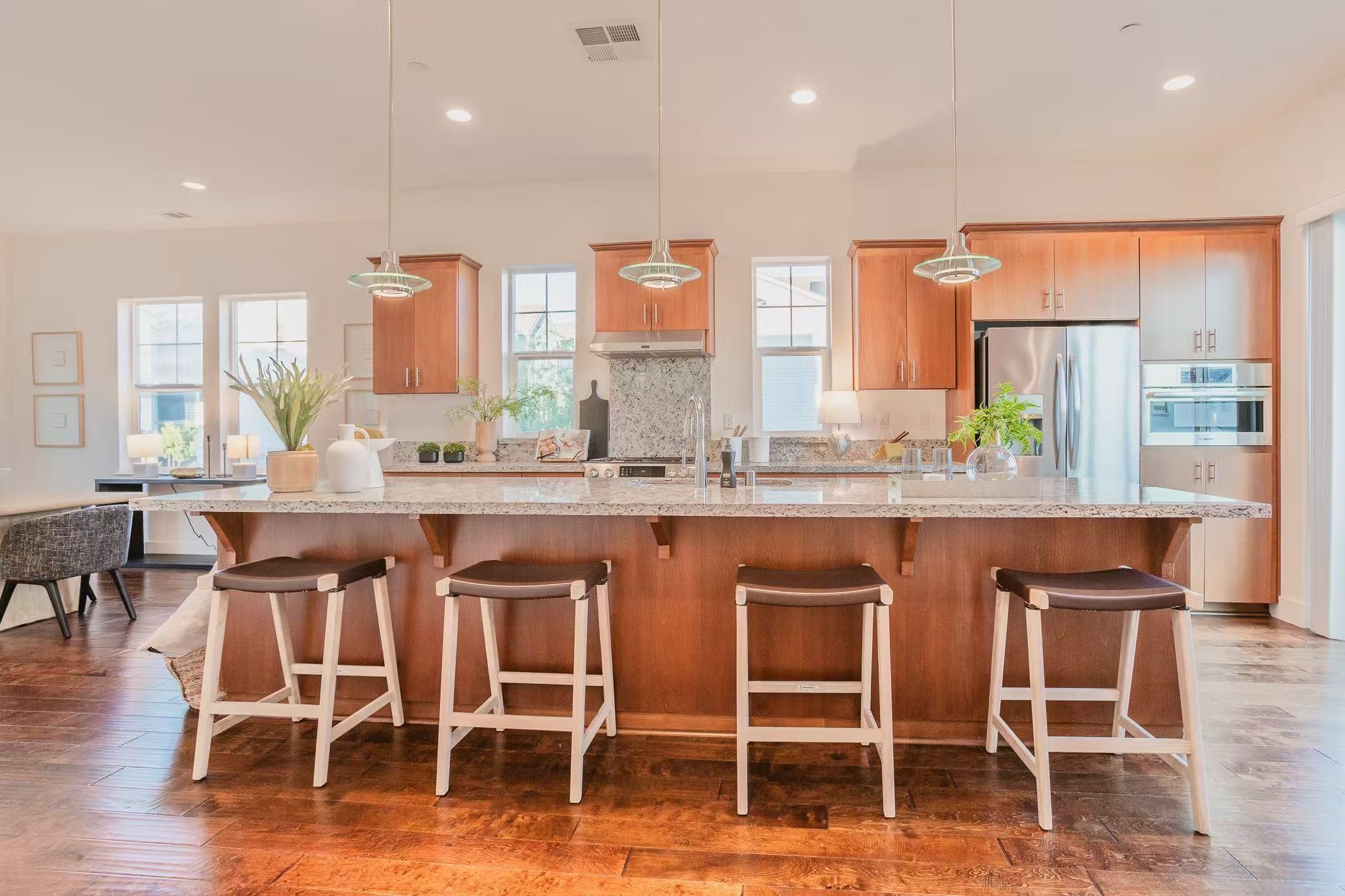 Detail Gallery Image 2 of 22 For 4228 Loyalton Rd, Dublin,  CA 94568 - 3 Beds | 2/1 Baths