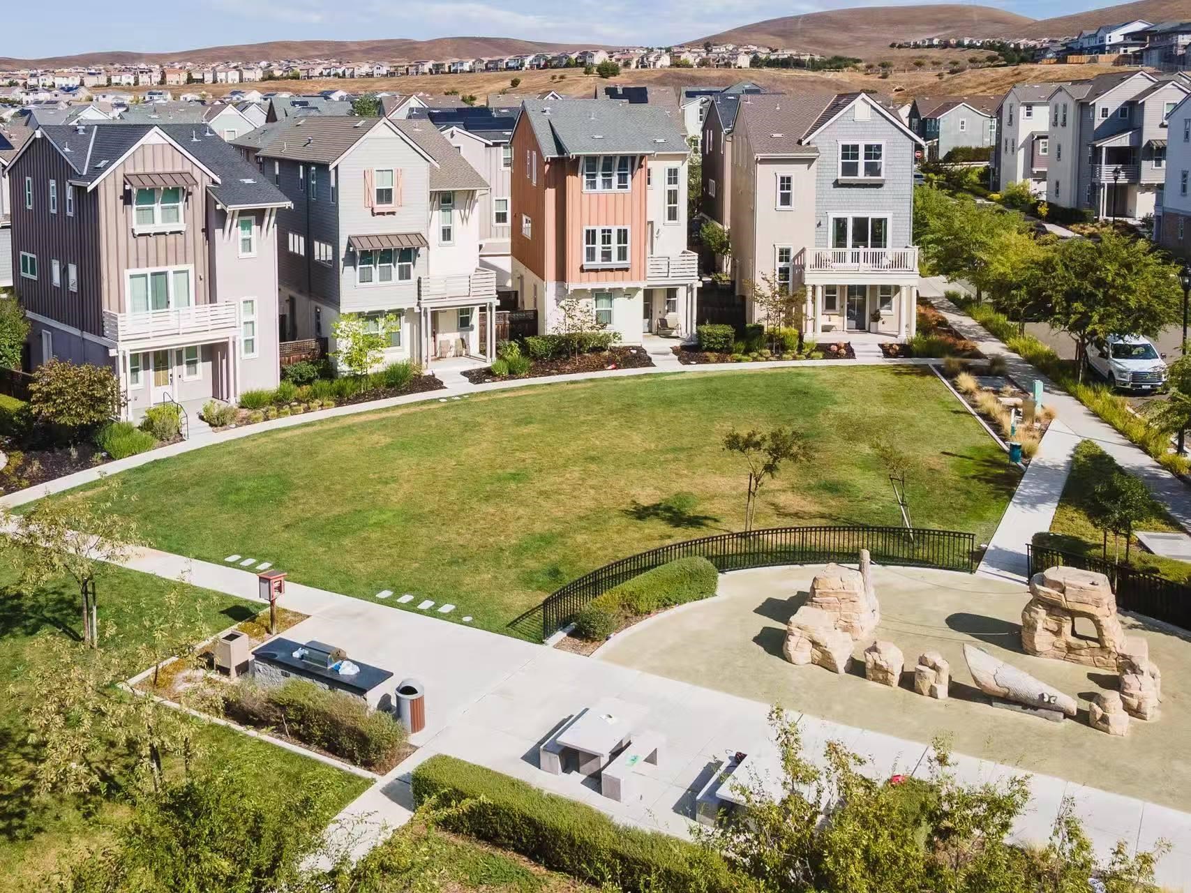 Detail Gallery Image 21 of 22 For 4228 Loyalton Rd, Dublin,  CA 94568 - 3 Beds | 2/1 Baths