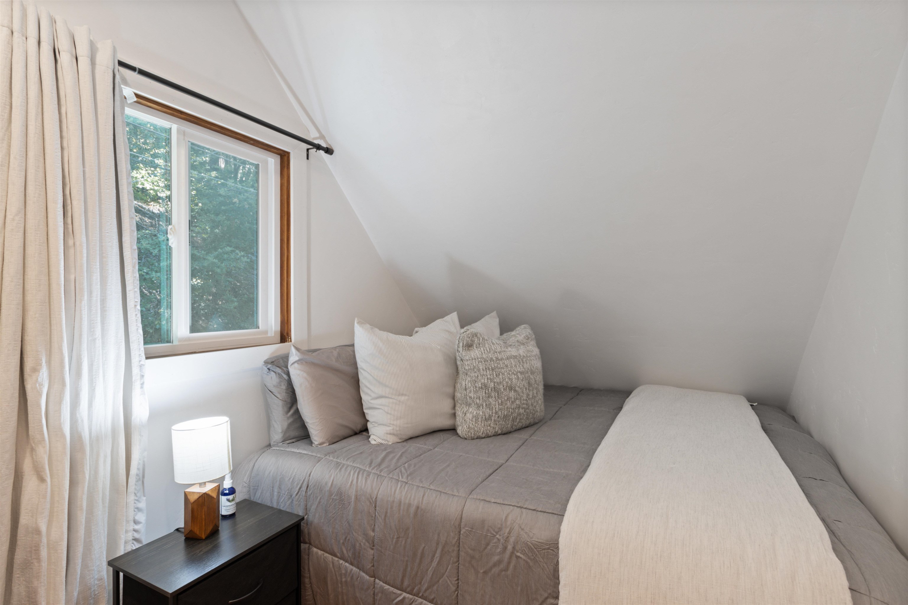 Detail Gallery Image 18 of 56 For 15475 Big Basin Way, Boulder Creek,  CA 95006 - 3 Beds | 2 Baths