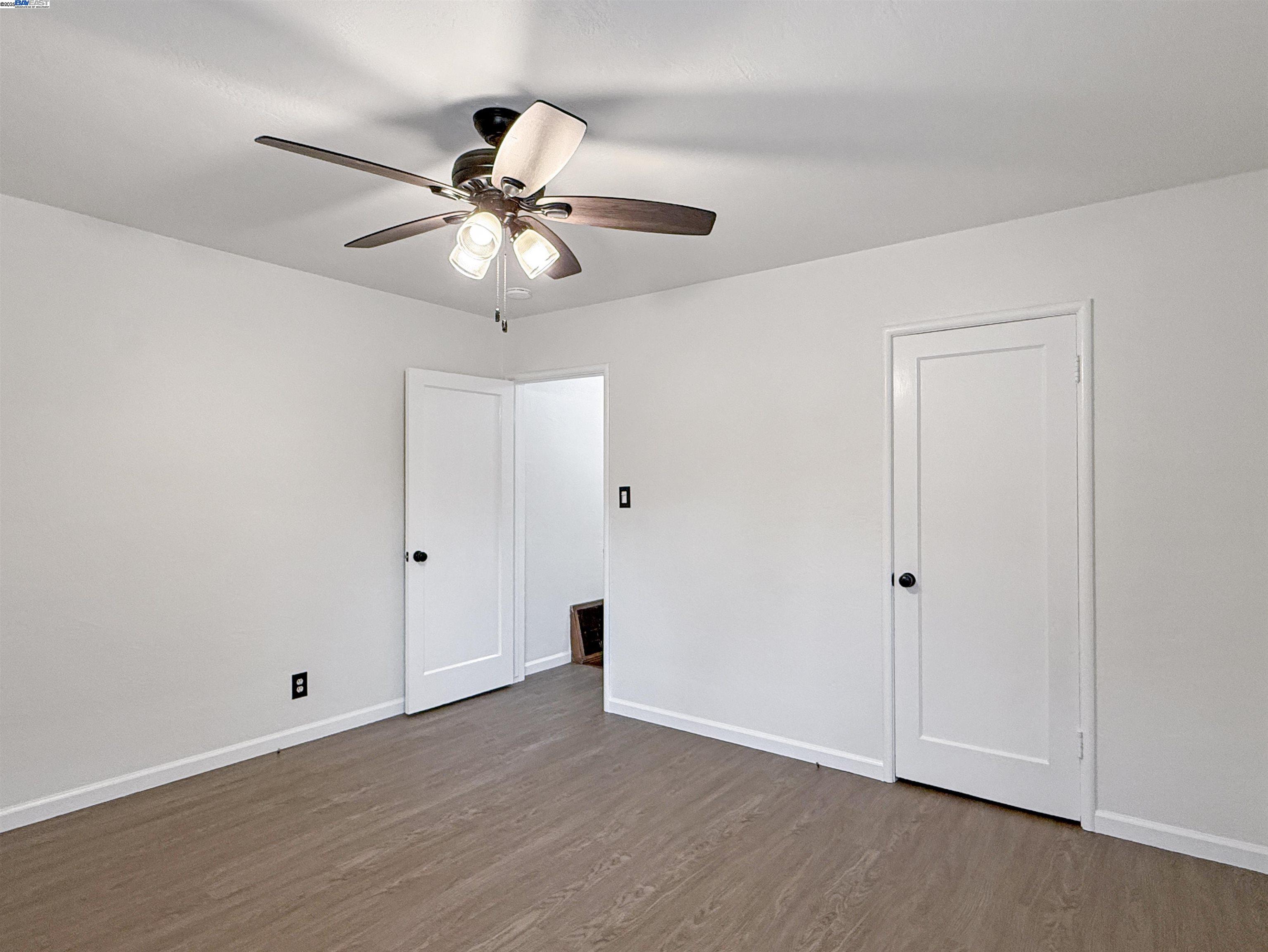 Detail Gallery Image 17 of 39 For 1516 Grove Way, Hayward,  CA 94546 - 3 Beds | 2 Baths