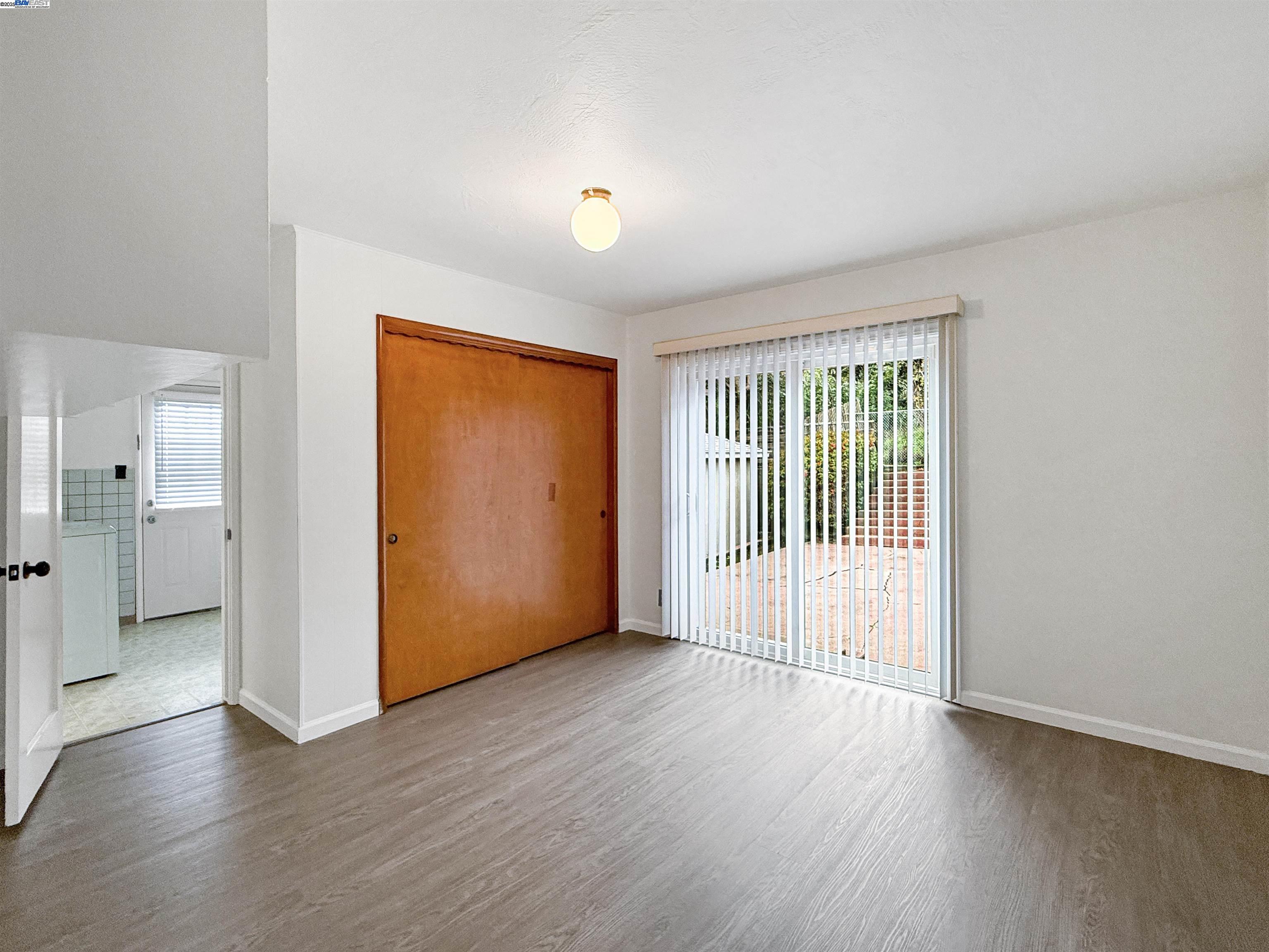 Detail Gallery Image 18 of 39 For 1516 Grove Way, Hayward,  CA 94546 - 3 Beds | 2 Baths