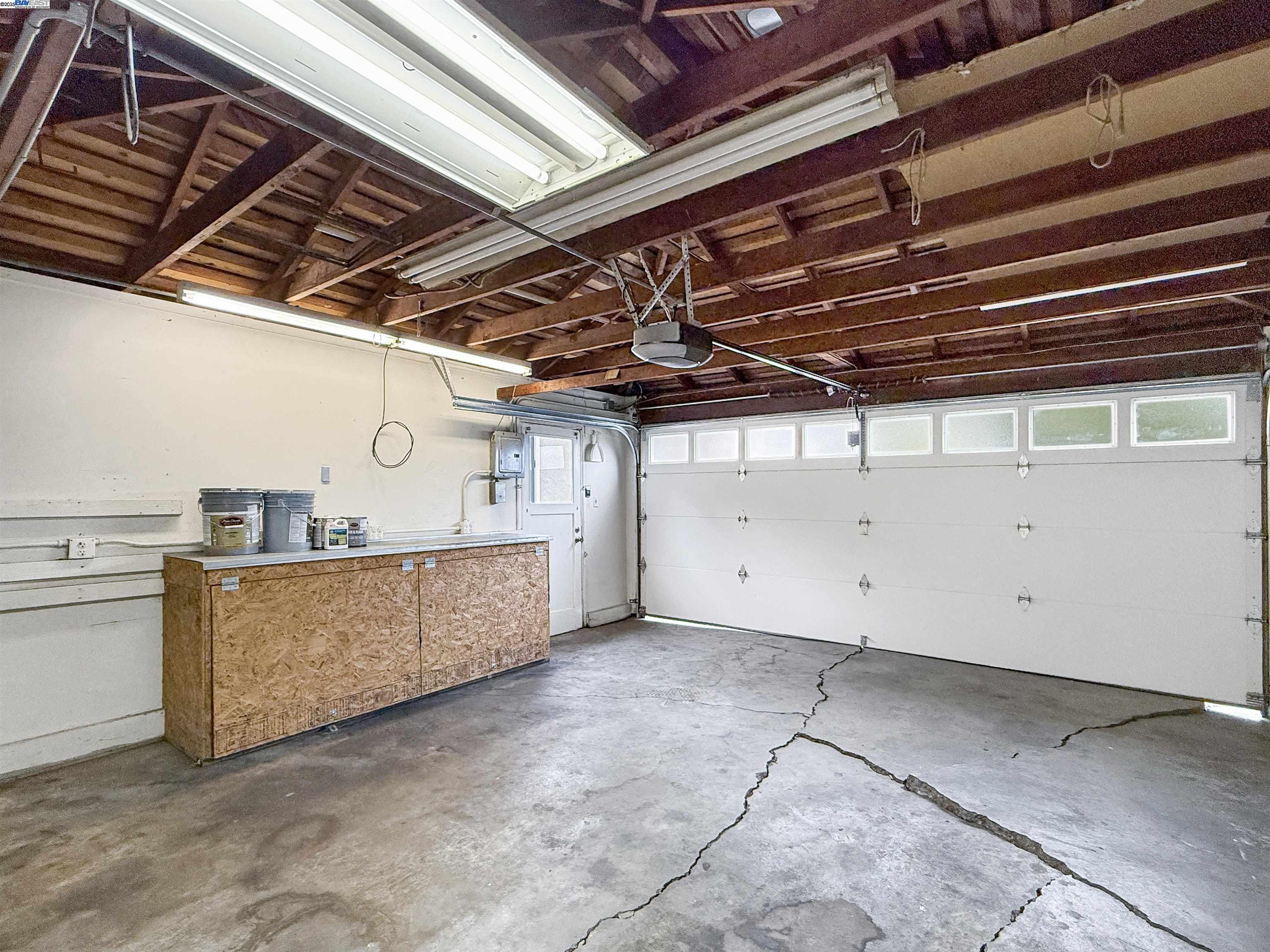 Detail Gallery Image 32 of 39 For 1516 Grove Way, Hayward,  CA 94546 - 3 Beds | 2 Baths