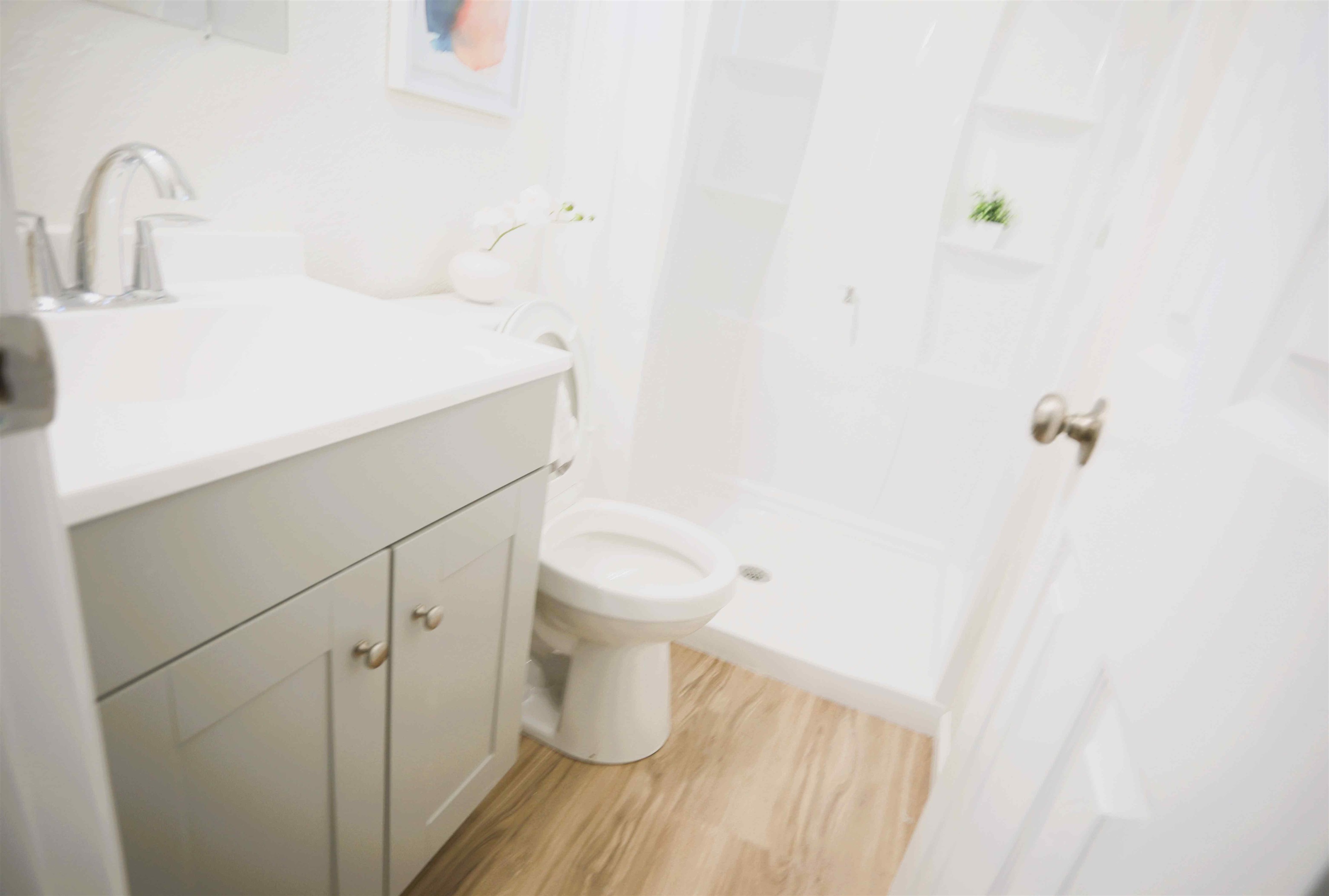 Detail Gallery Image 12 of 25 For 17031 via Corona, San Lorenzo,  CA 94580 - 3 Beds | 2 Baths