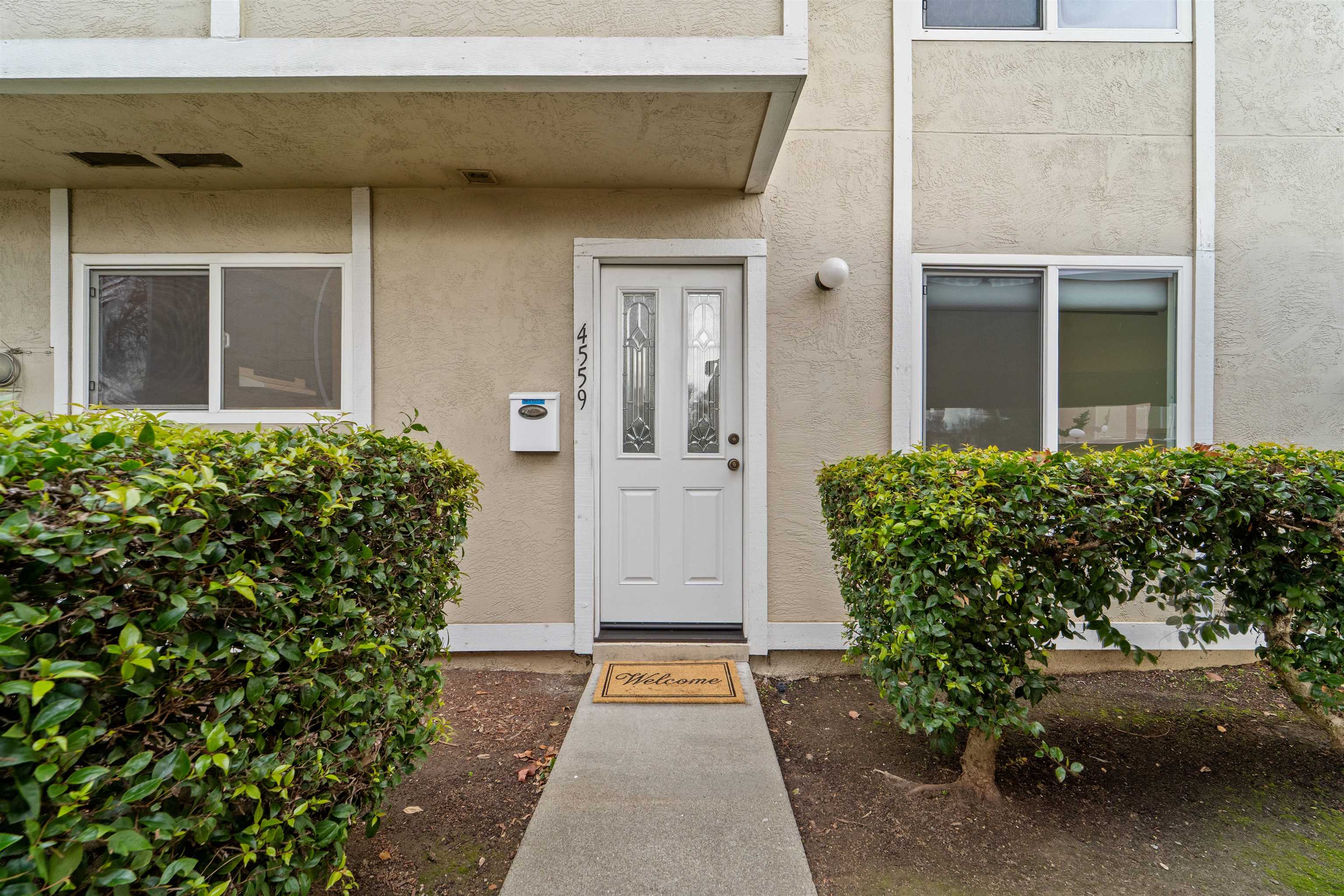 Photo #2: 41120170 Listing: Photo #2