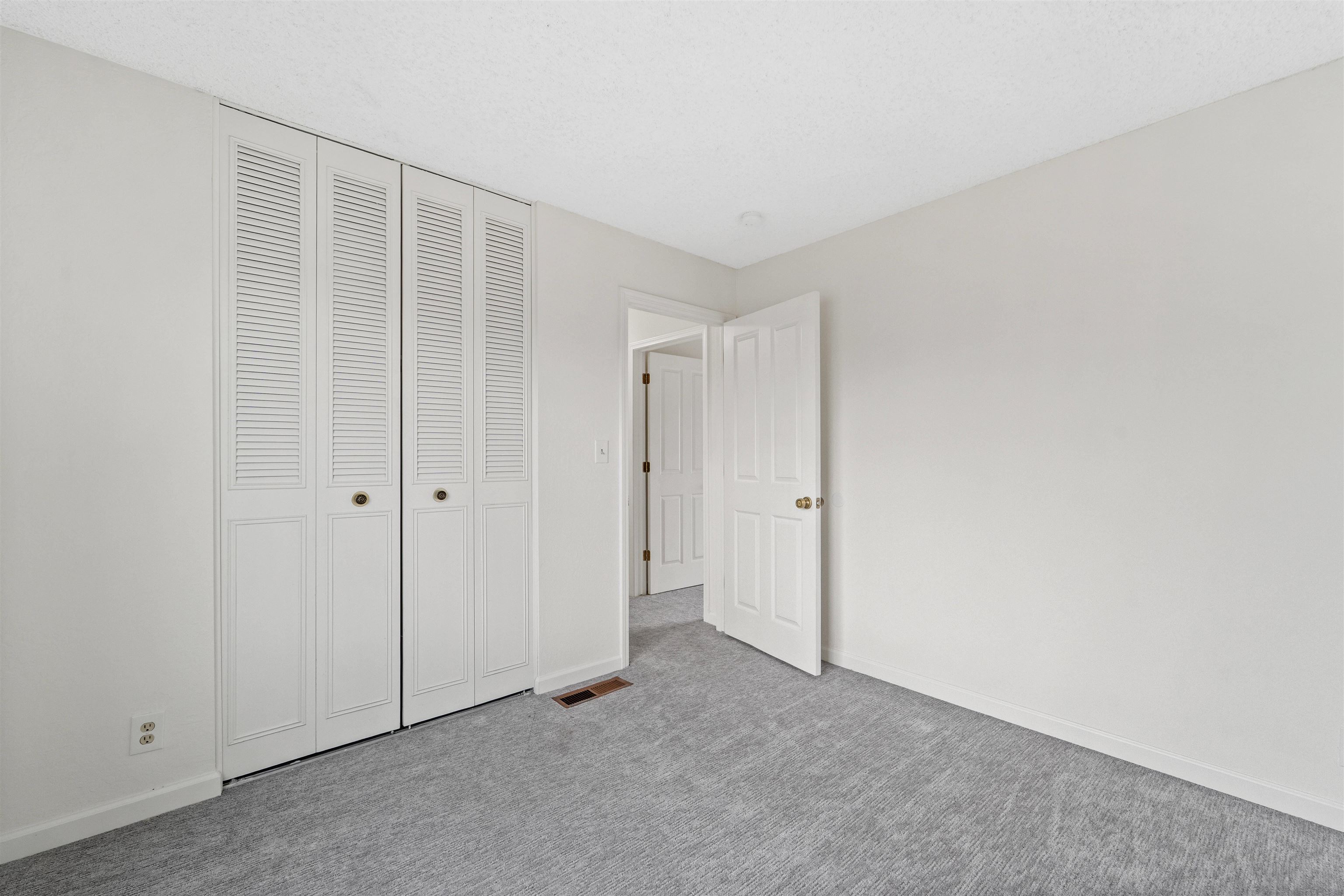 Photo #17: 41120170 Listing: Photo #17