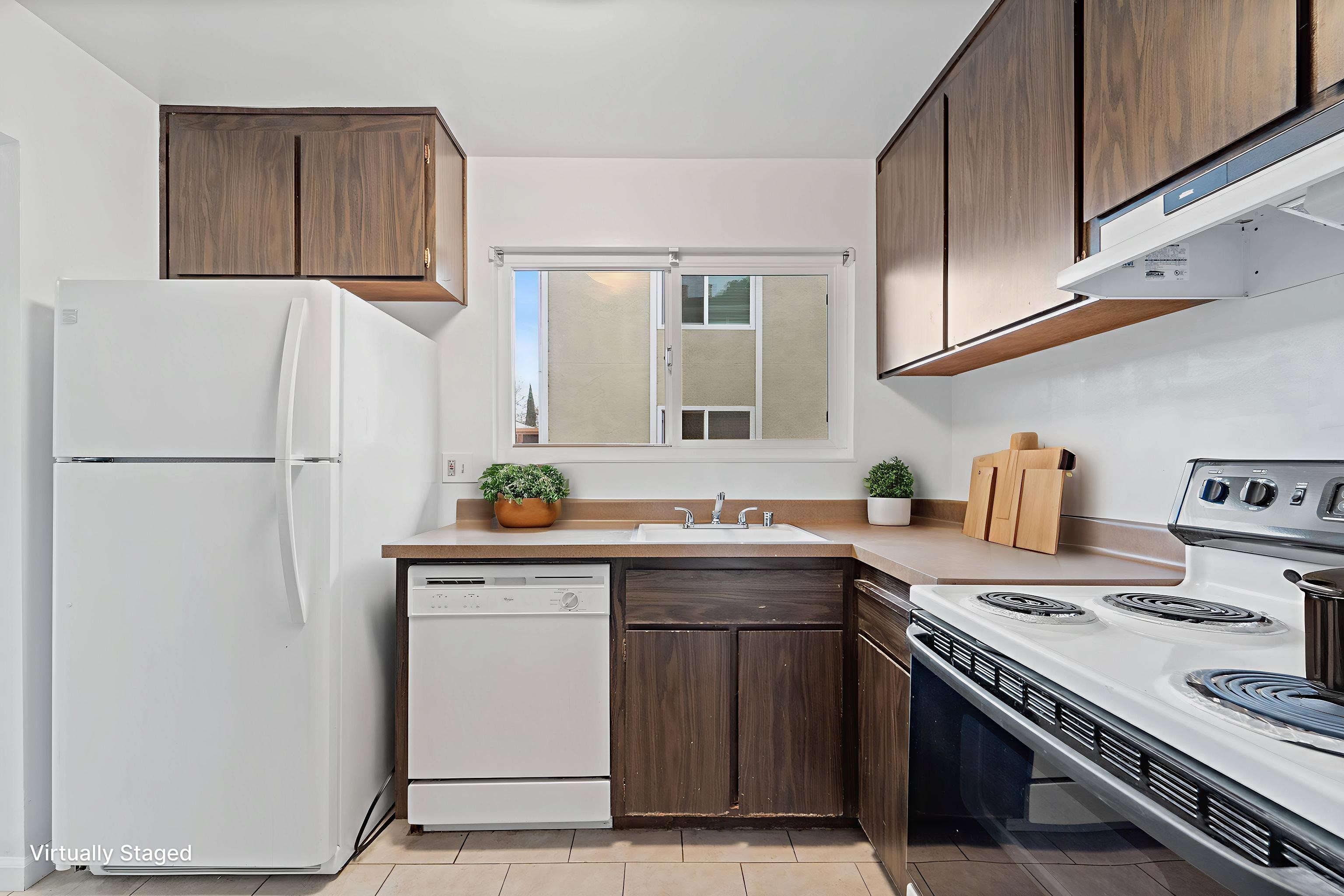 Photo #4: 41120170 Listing: Photo #4